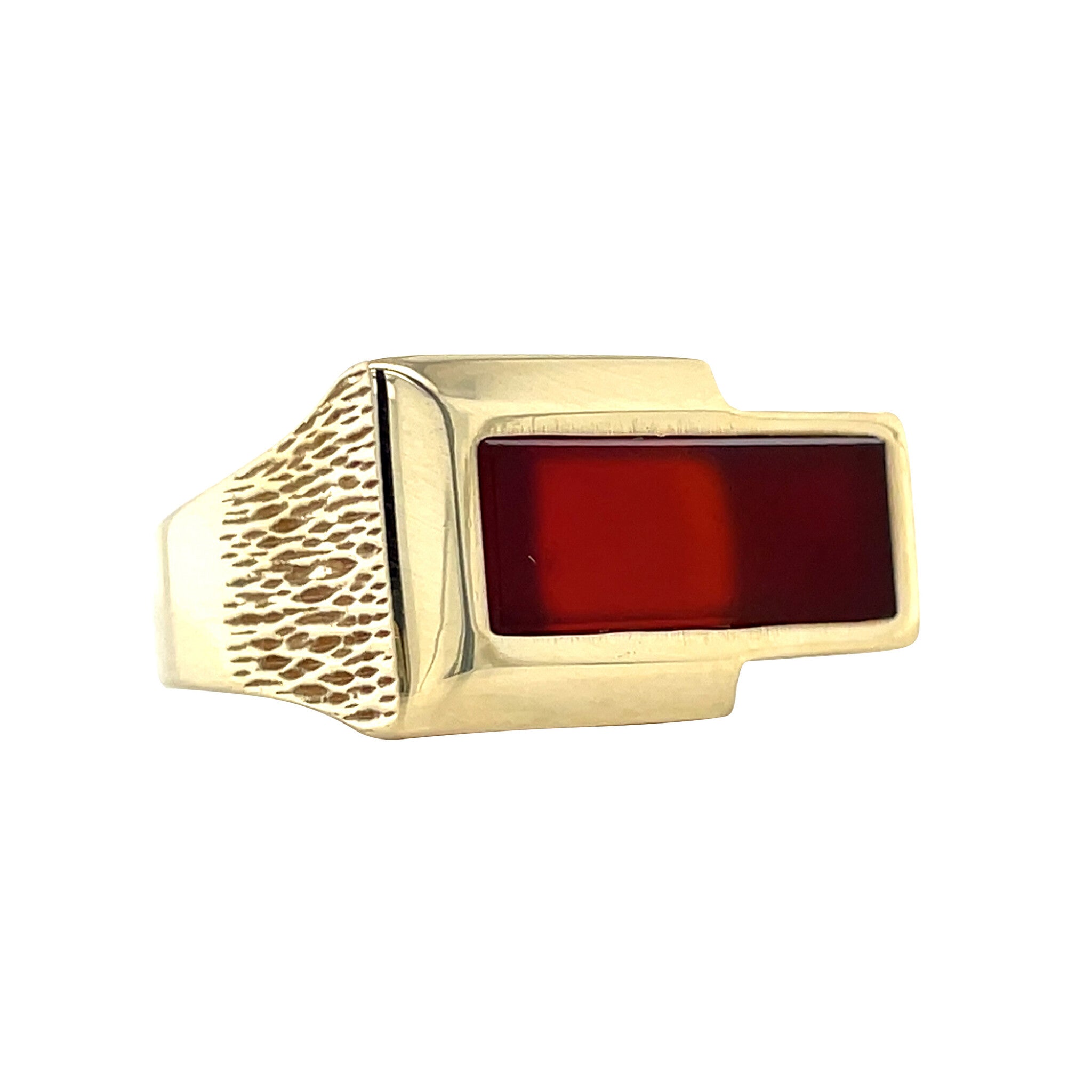 Gouden vintage zegelring met carneool 14 krt