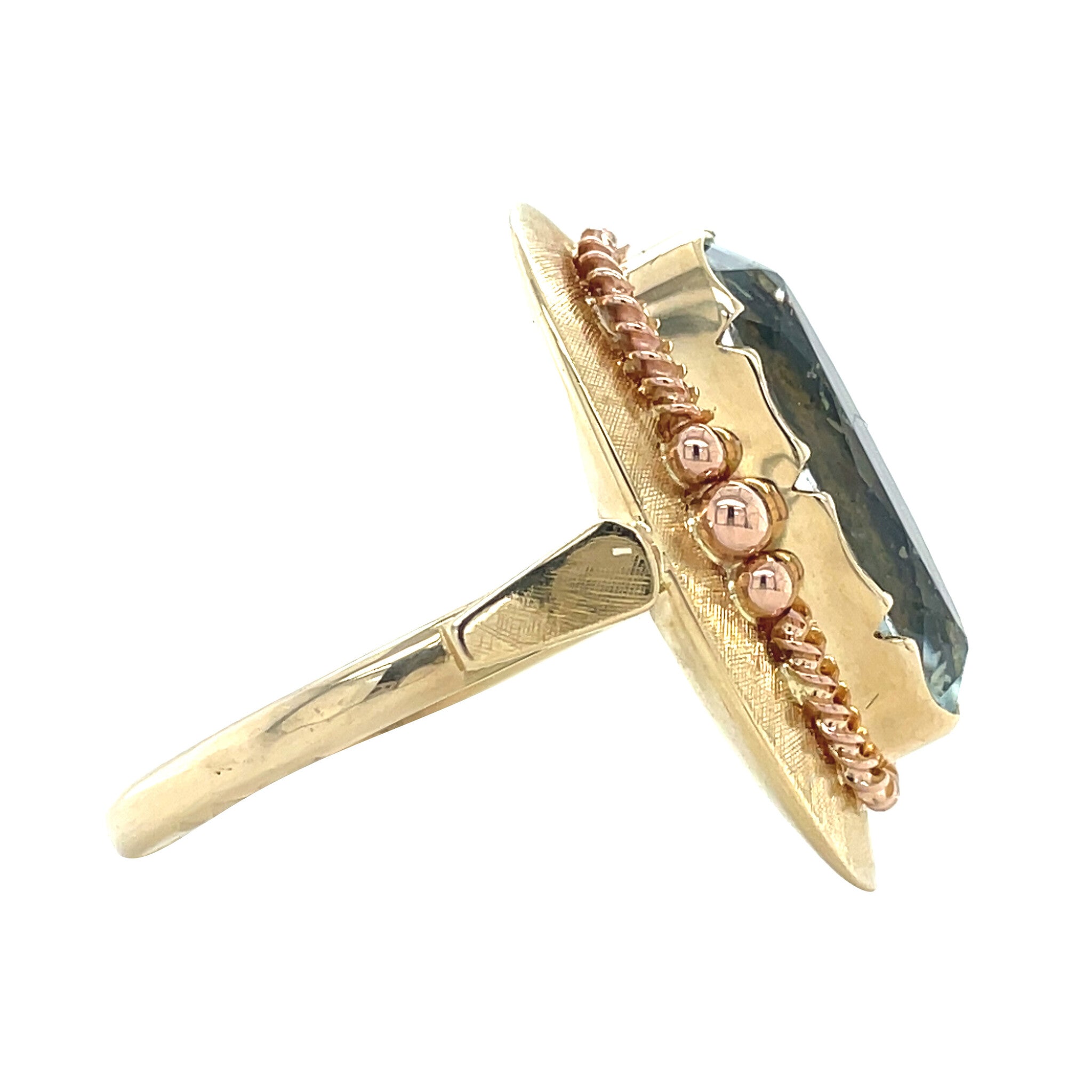 Gouden vintage ring met aquamarijn 14 kt