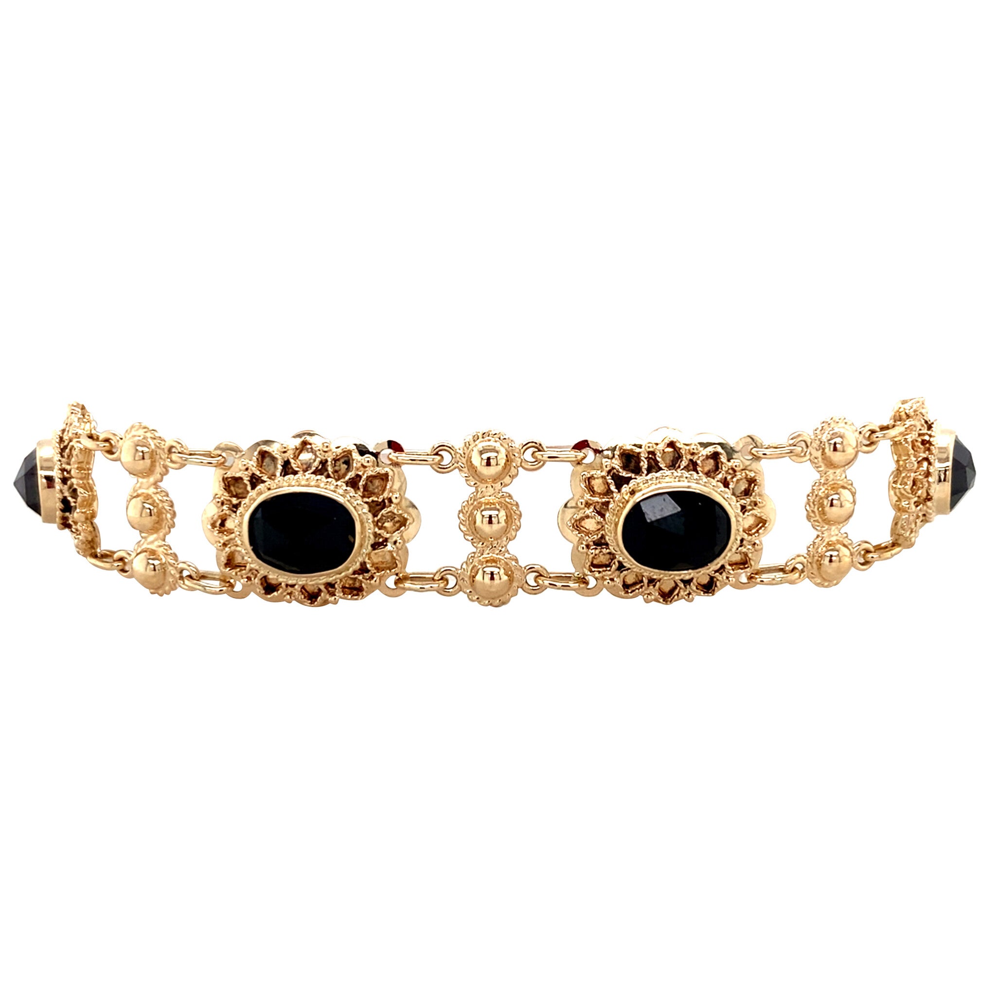 Vintage 14 kt gold bracelet with garnet