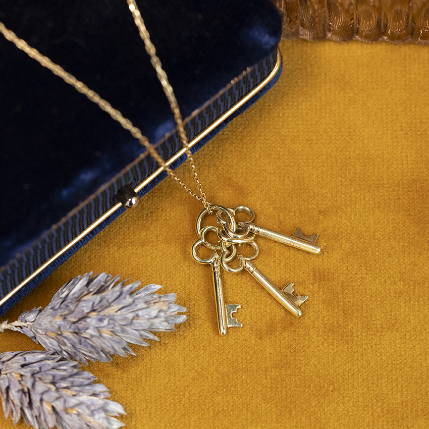 Gouden vintage sleutelbos hanger 14 kt