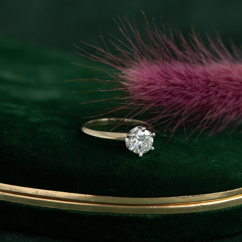 Gouden solitair ring met diamant 14 krt