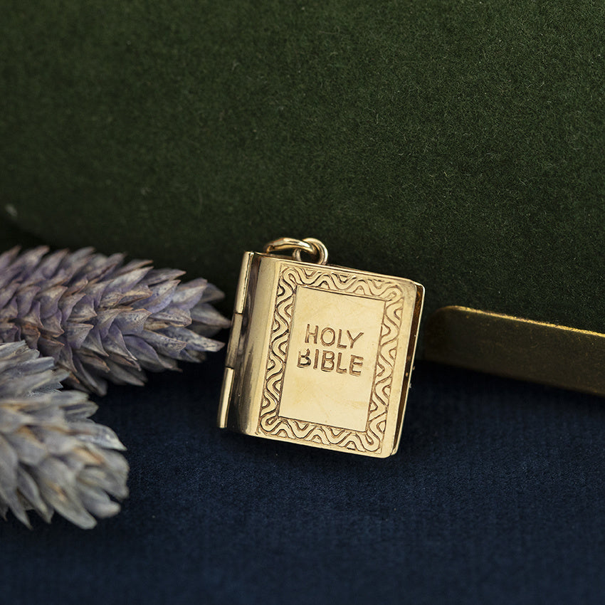 Vintage bijbel hanger 9 kt