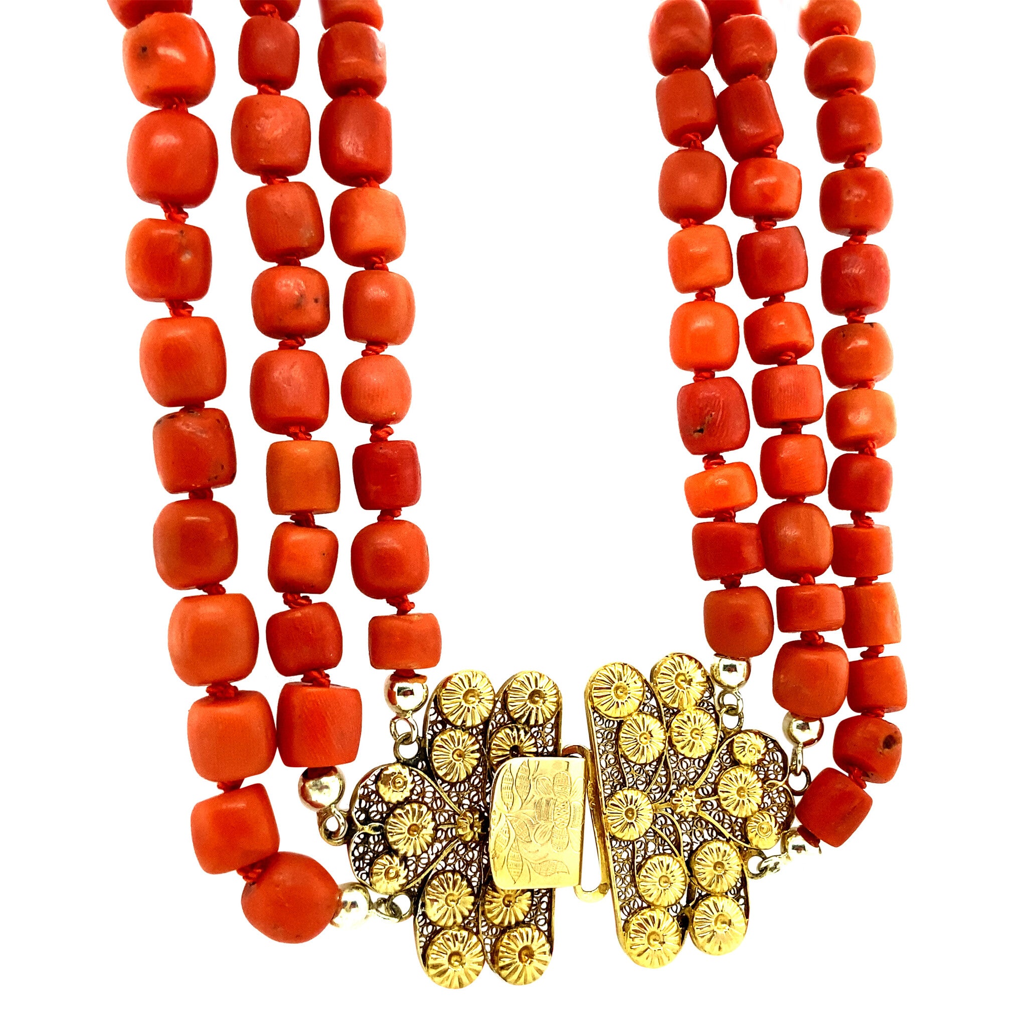 Bloedkoraal collier met gouden sluiting 14 krt