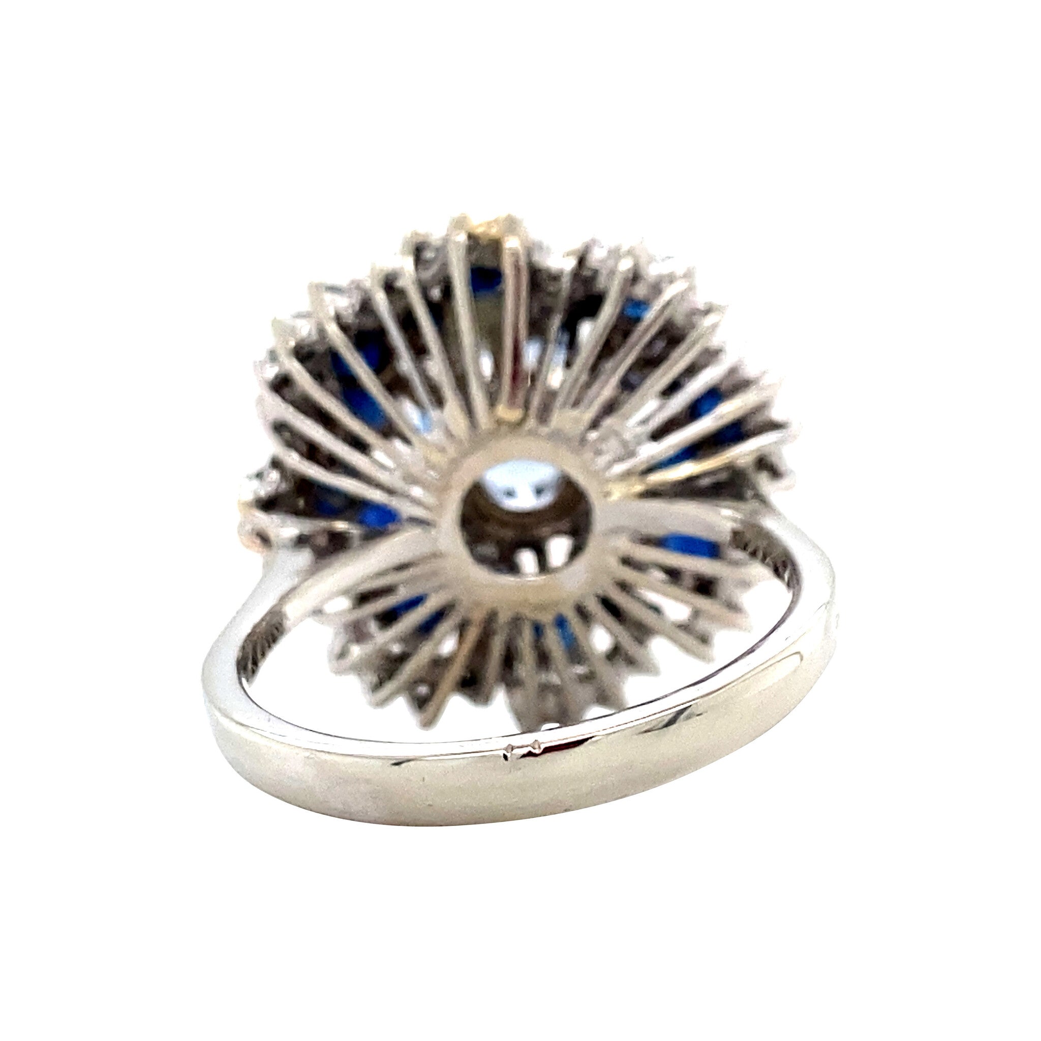 Witgouden entourage ring met spinel, saffier en diamant 18 krt