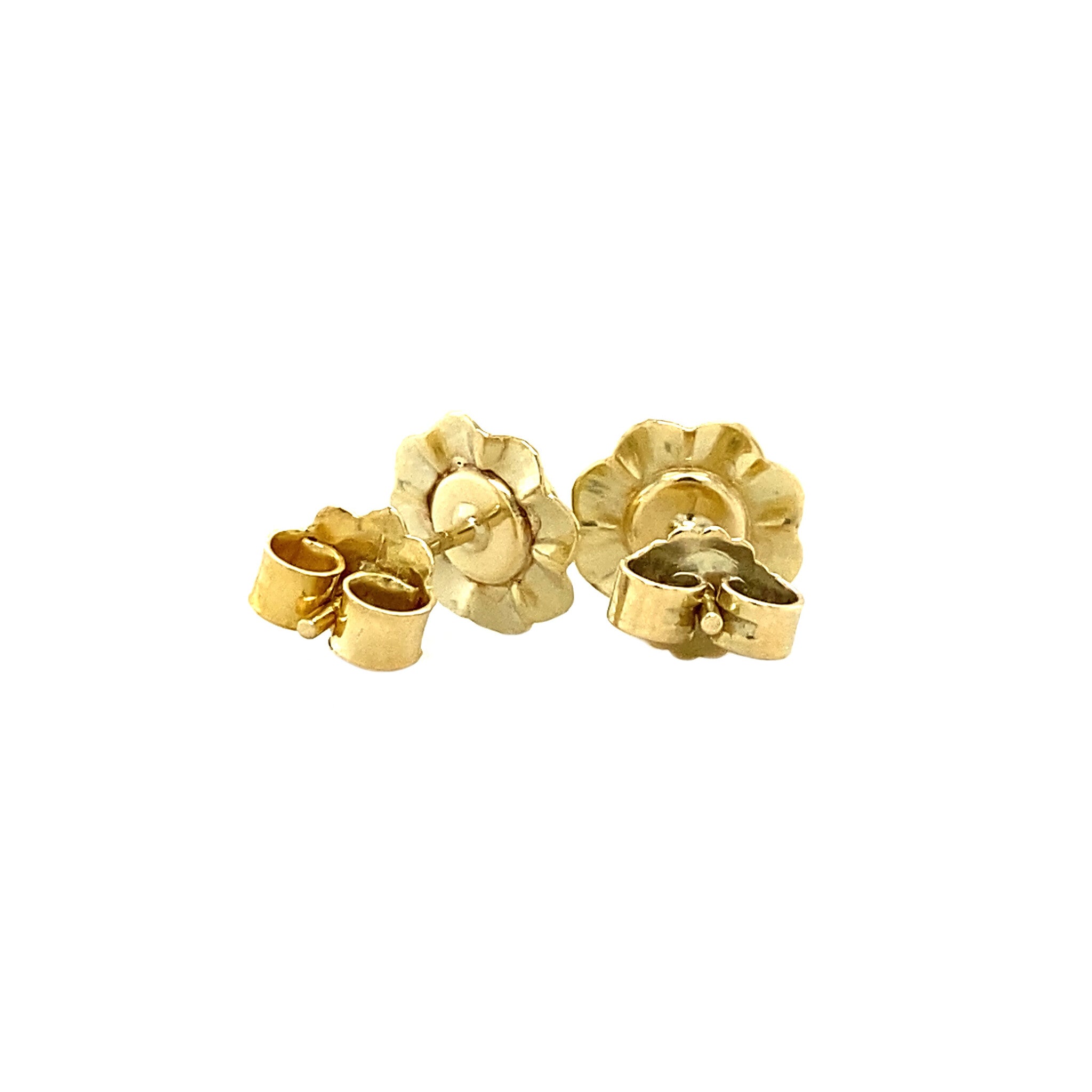 Gouden oorstekers met granaat 14 krt