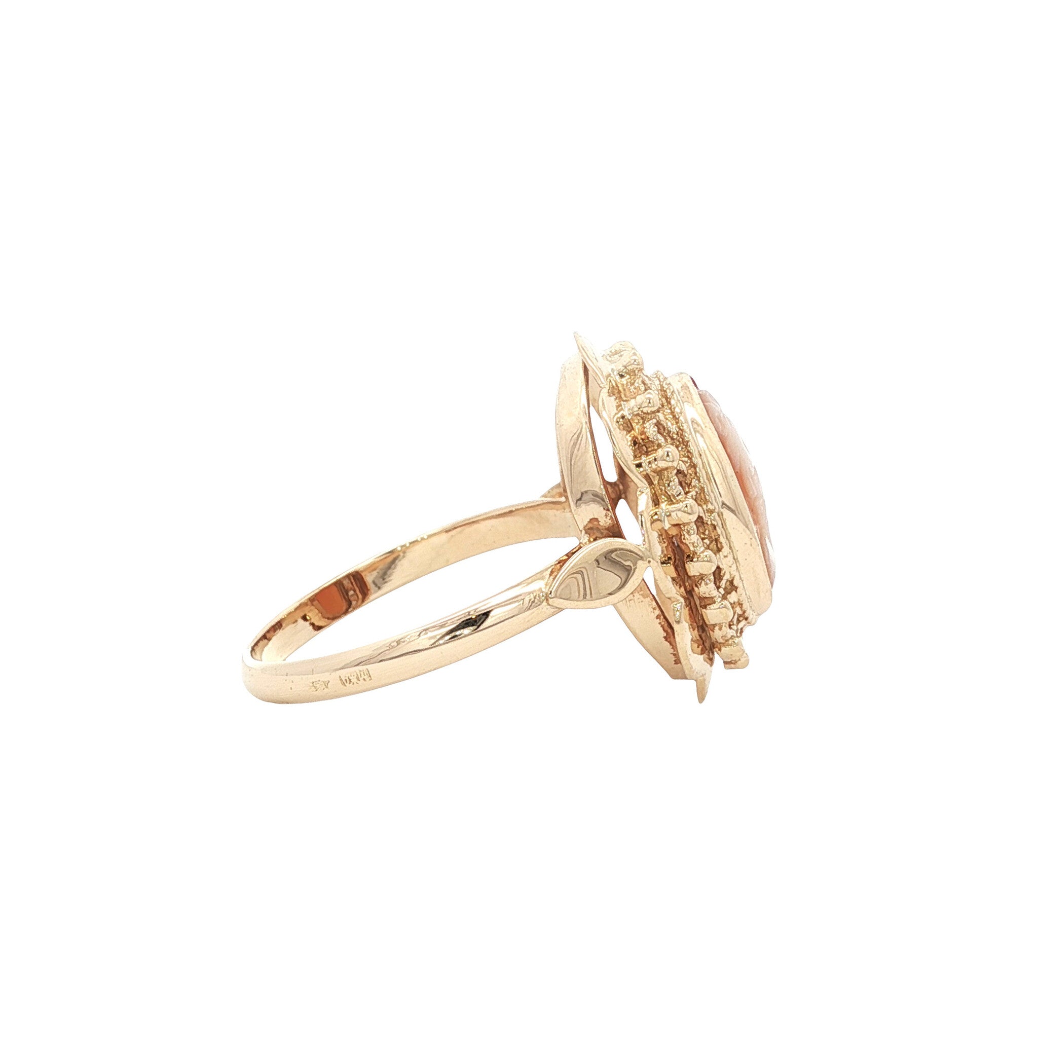 Gold vintage ring with cameo 14 kt
