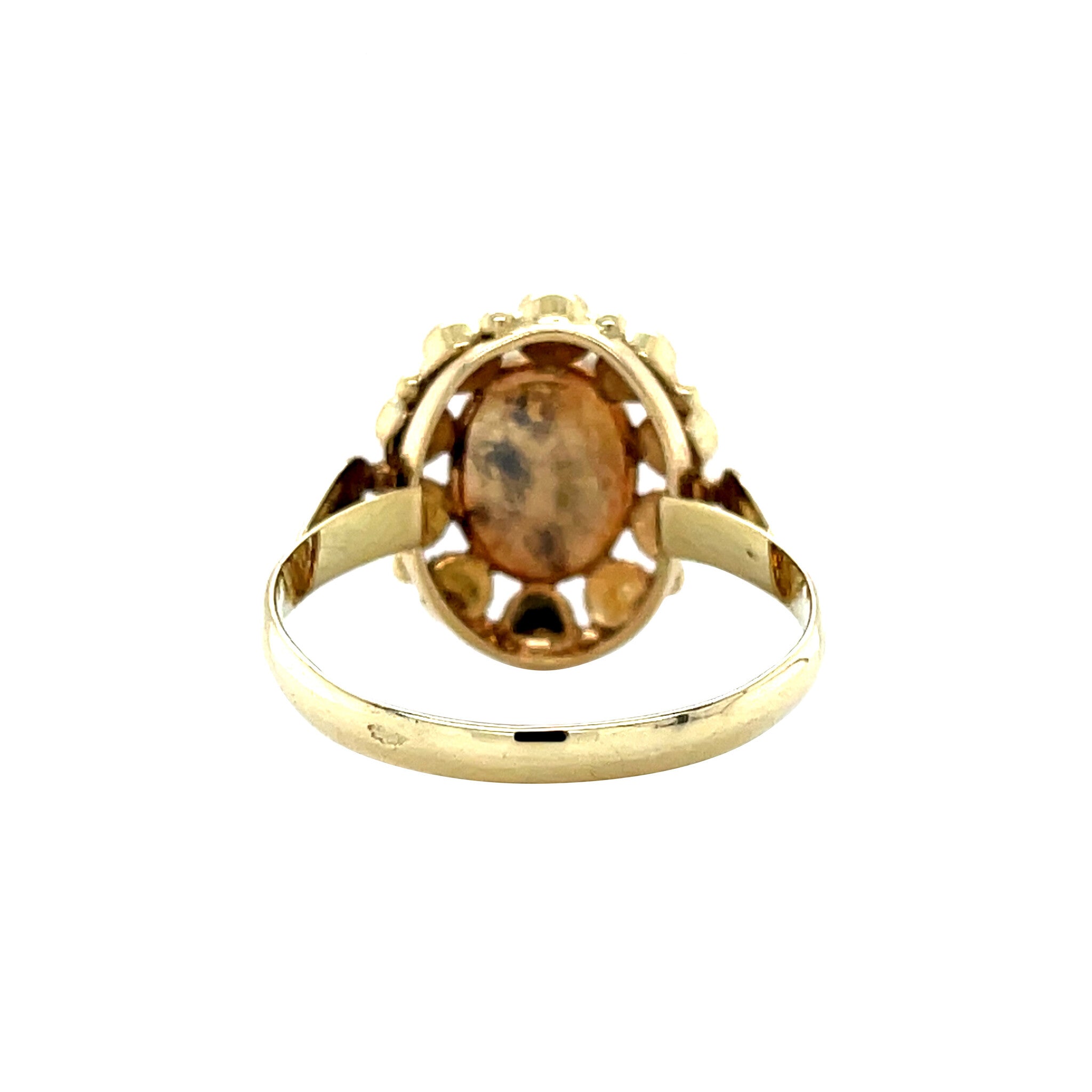 14 kt vintage gold cluster ring with garnet