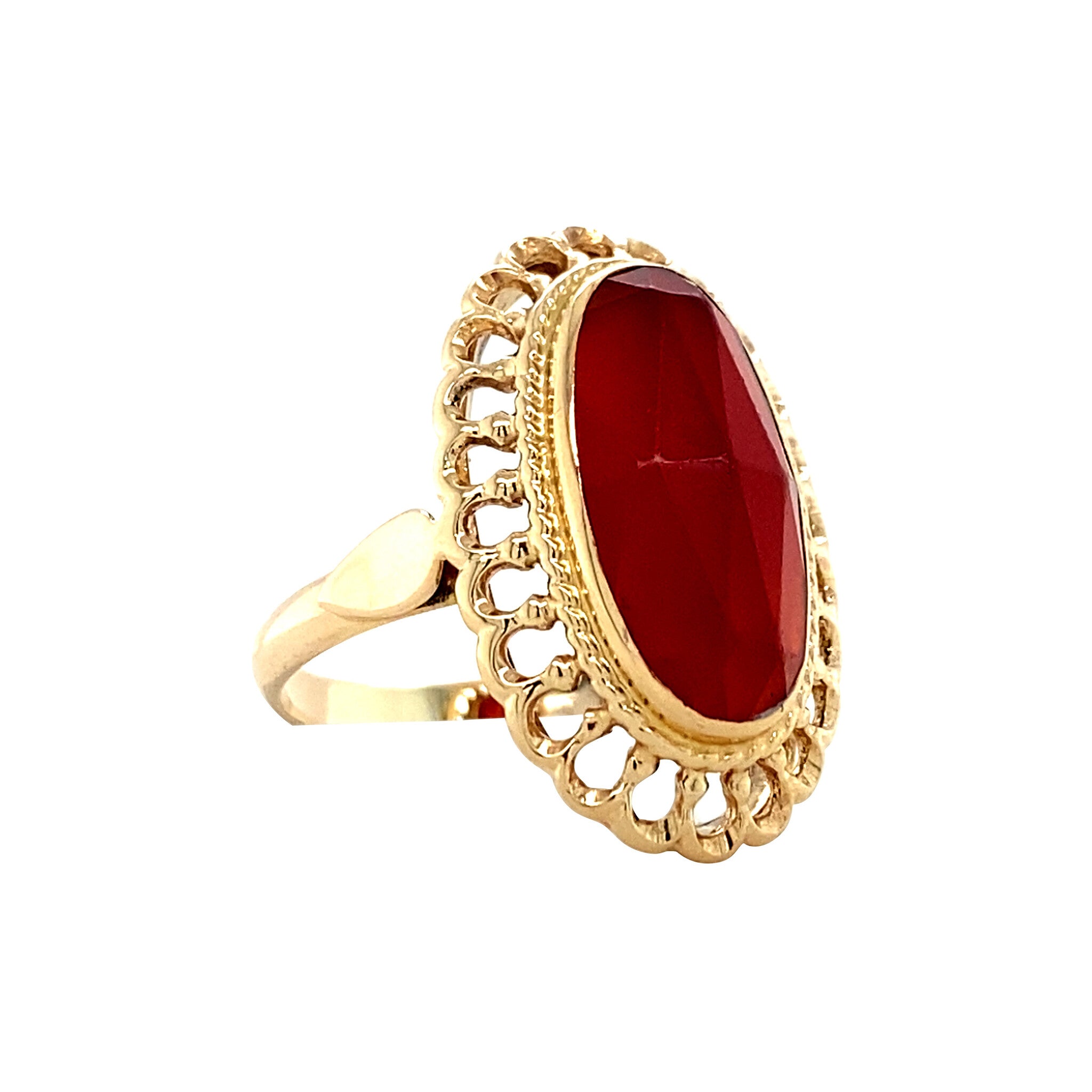 Gouden ring met carneool 14 krt