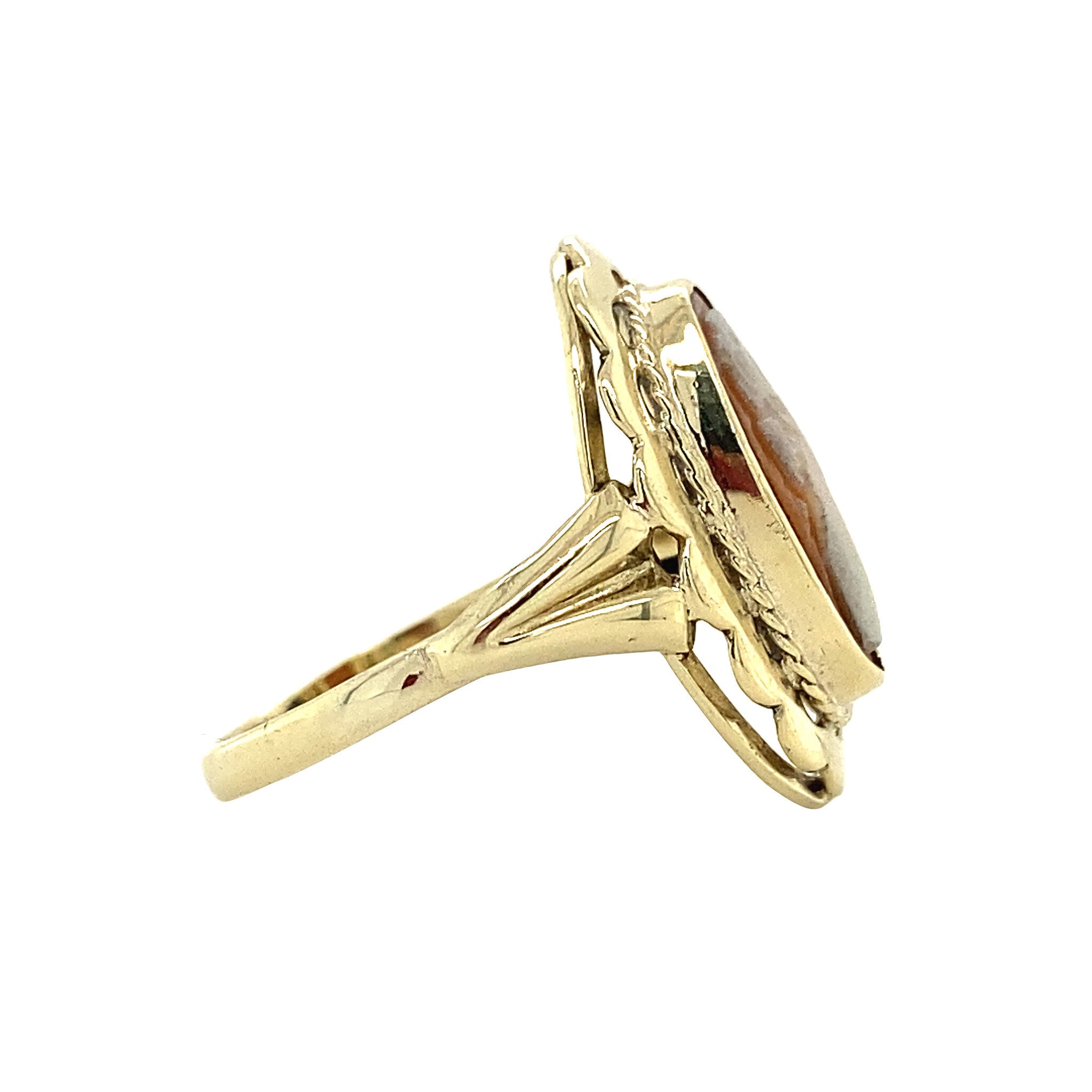 Ring met camee 8 krt