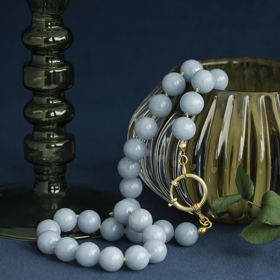 Vintage angeliet collier met gouden sluiting 14 kt