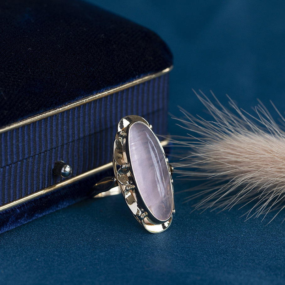 Gold ring with rose quartz 14 krt