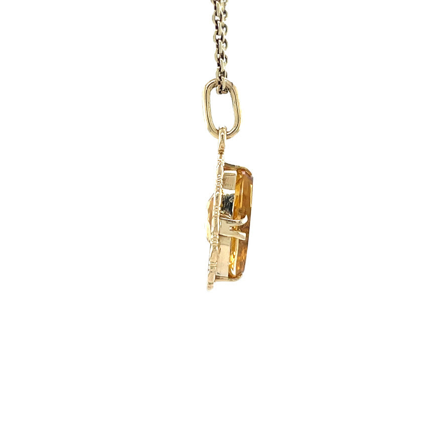 Vintage 14 kt gold pendant with citrine
