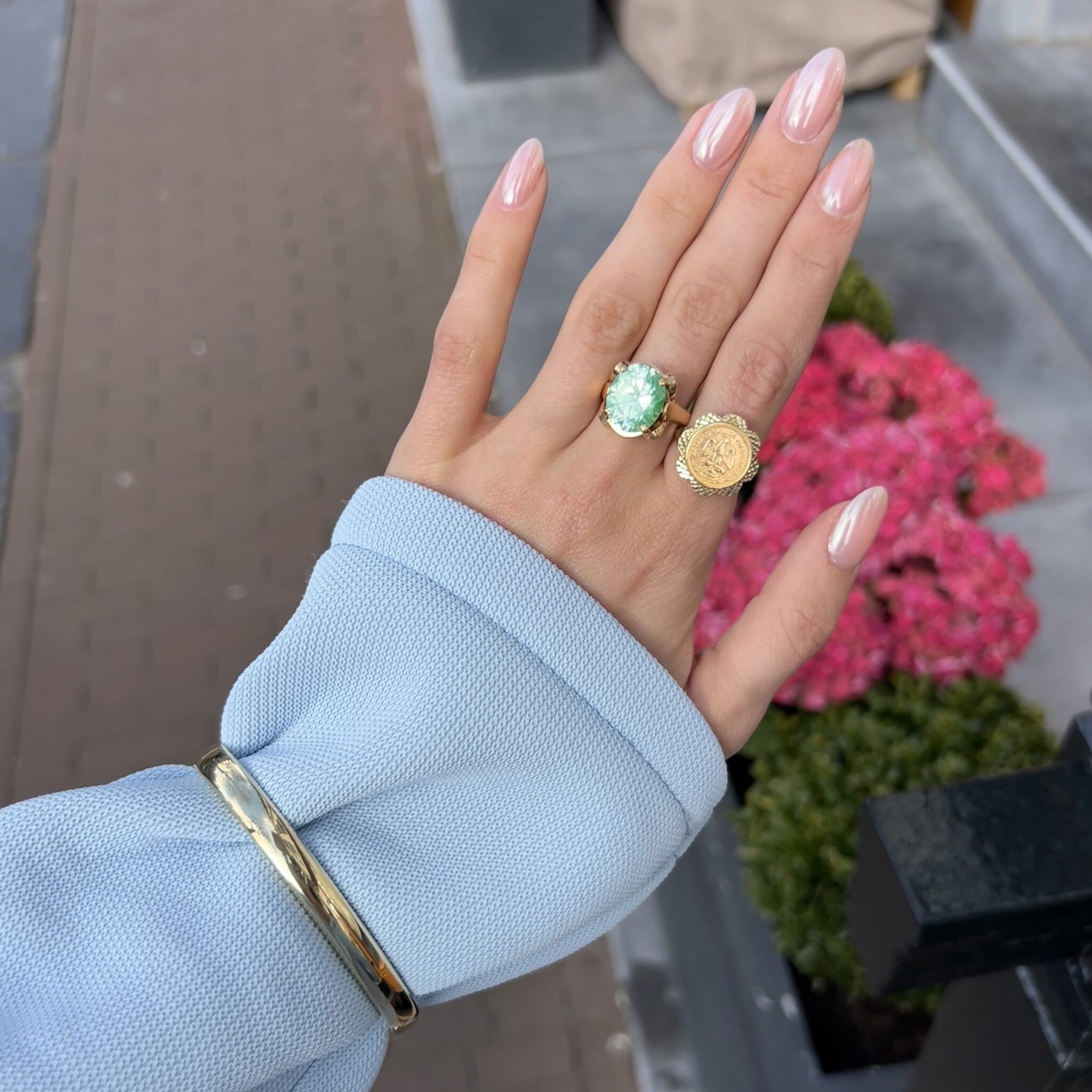 Geelgouden gladde vintage bangle 14 krt