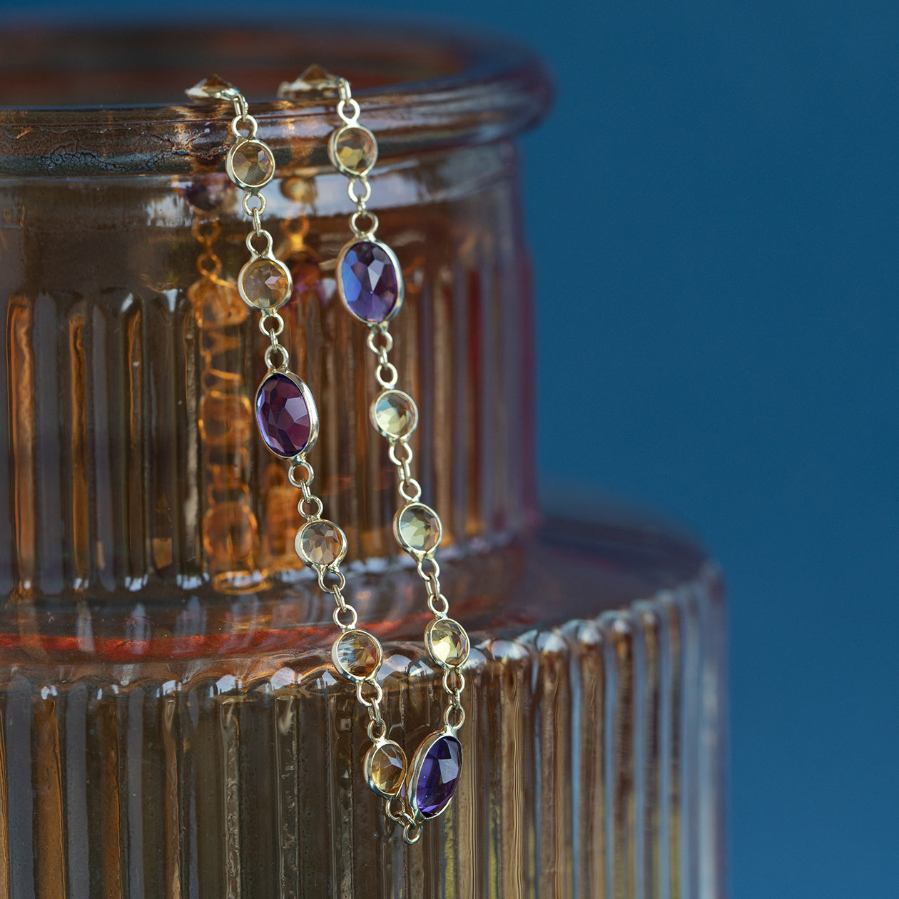 Gold bracelet with amethyst and citrine, 19.5 cm, 18 kt