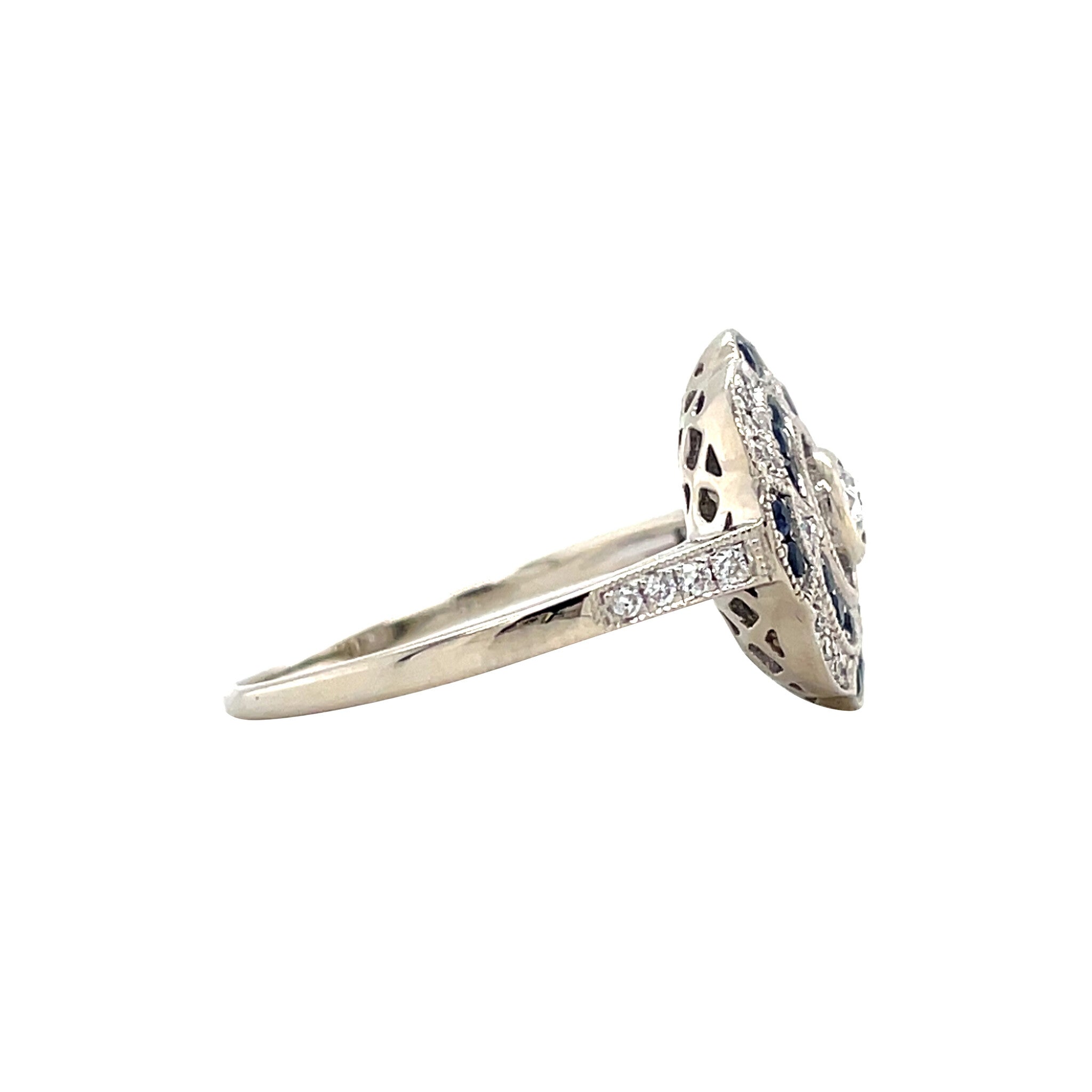Vintage white gold double halo ring with sapphire and diamond, 14 kt