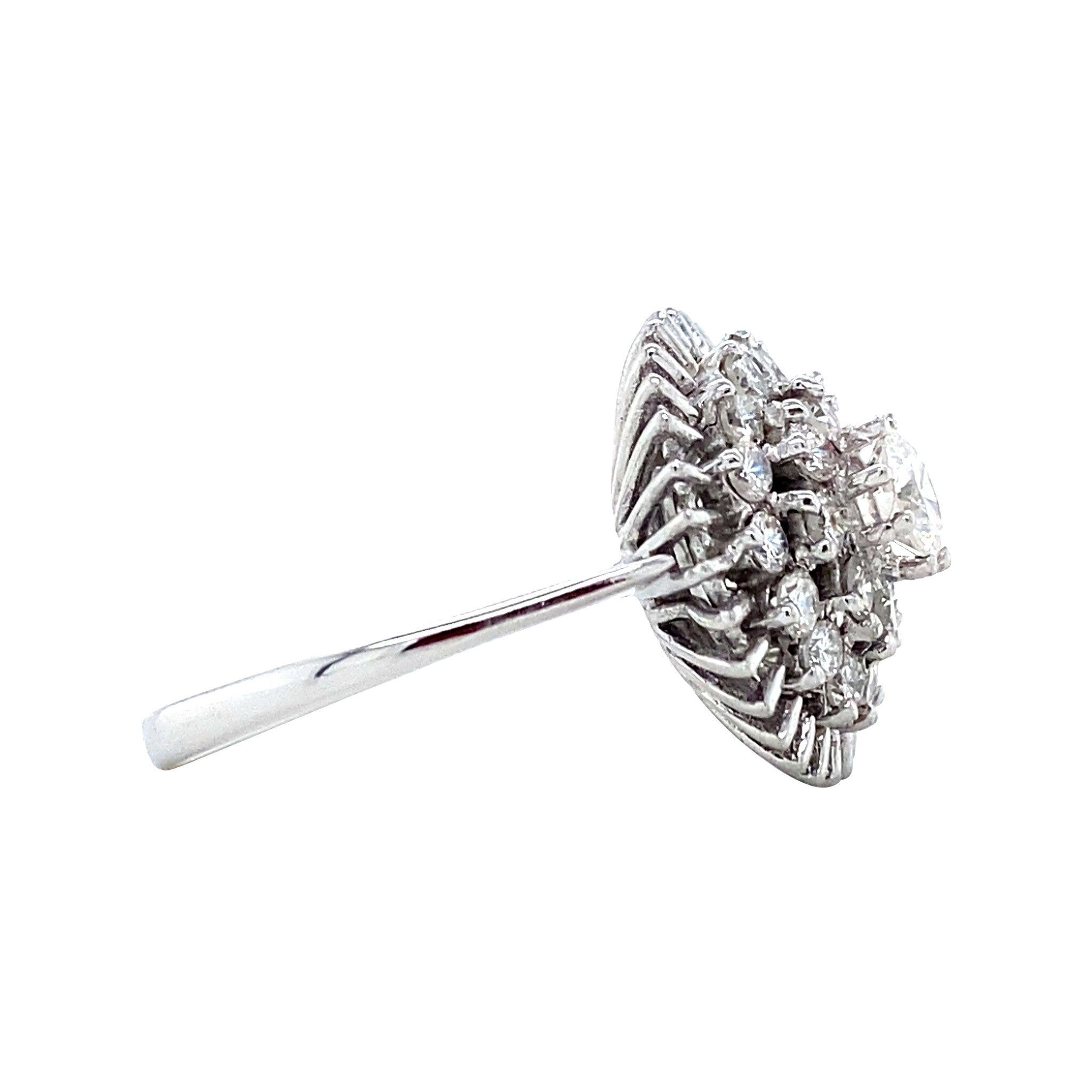 Witgouden vintage dubbele entourage ring met diamant 18 krt