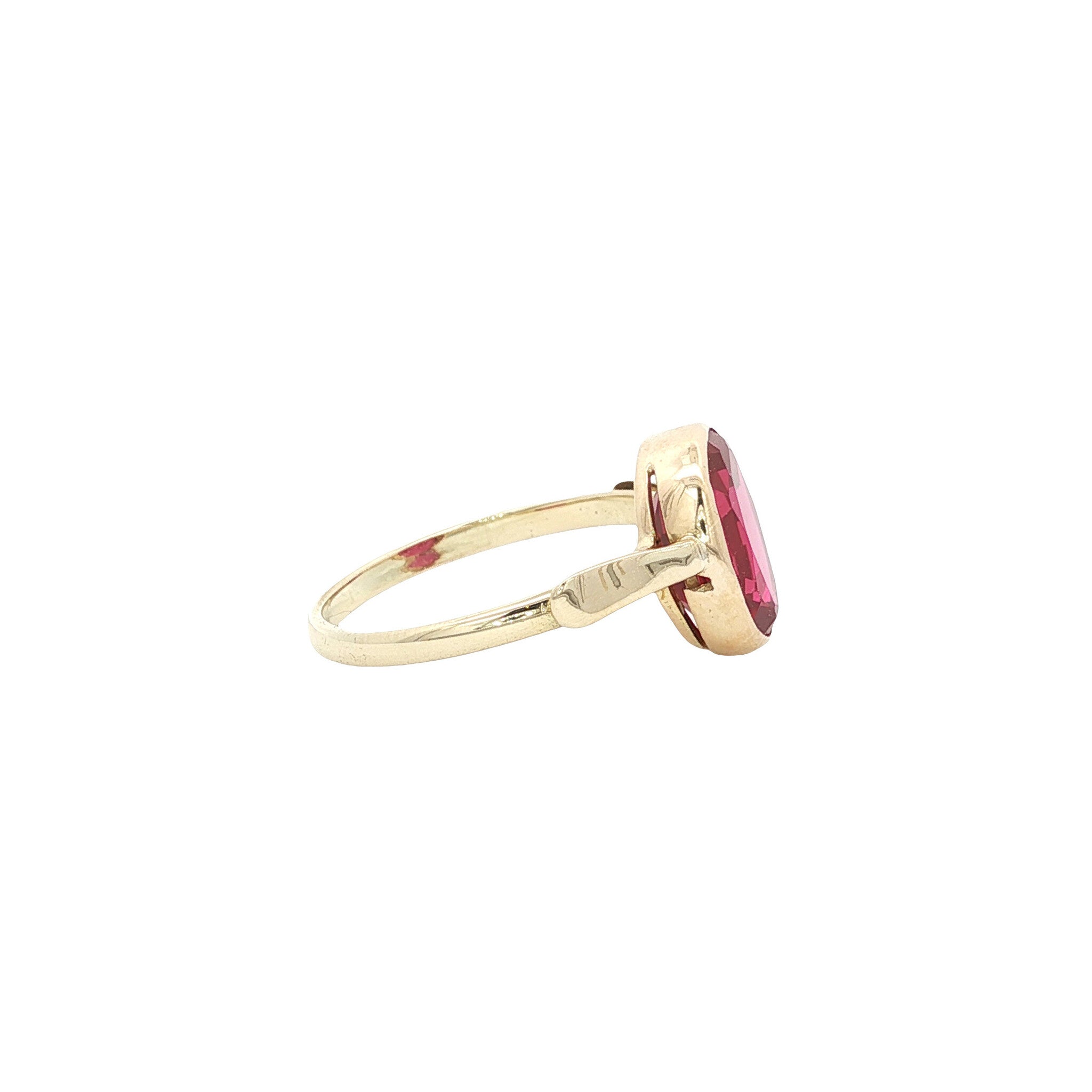 Gouden vintage ring met robijn 14 kt