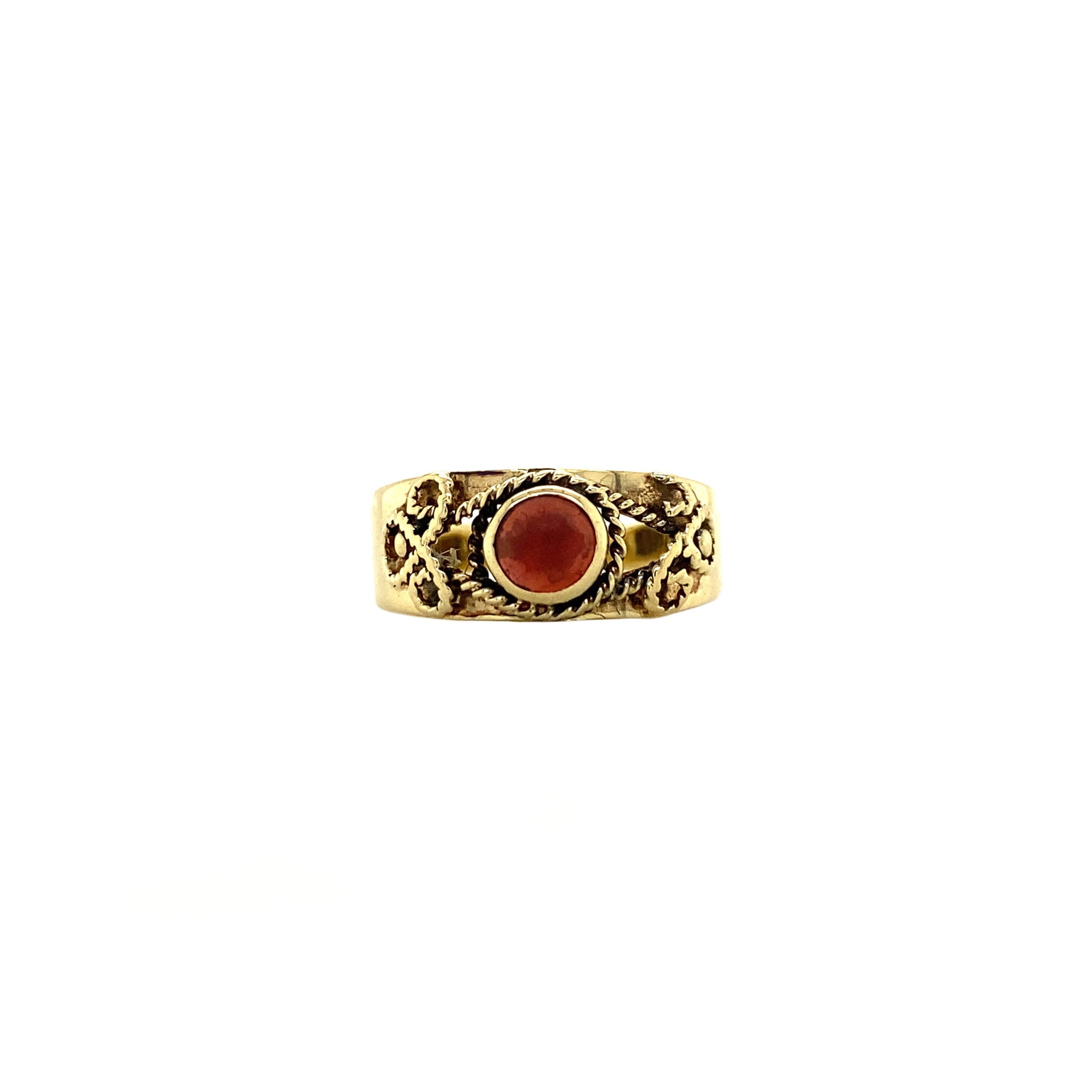 Gold ring with glass garnet 14 crt