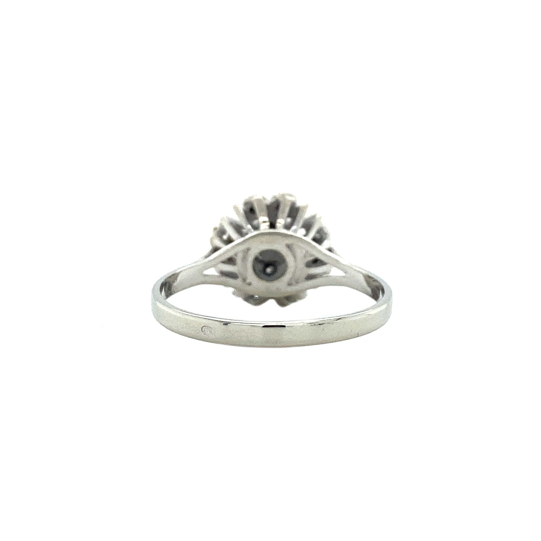 Witgouden entourage ring met diamant 14 krt