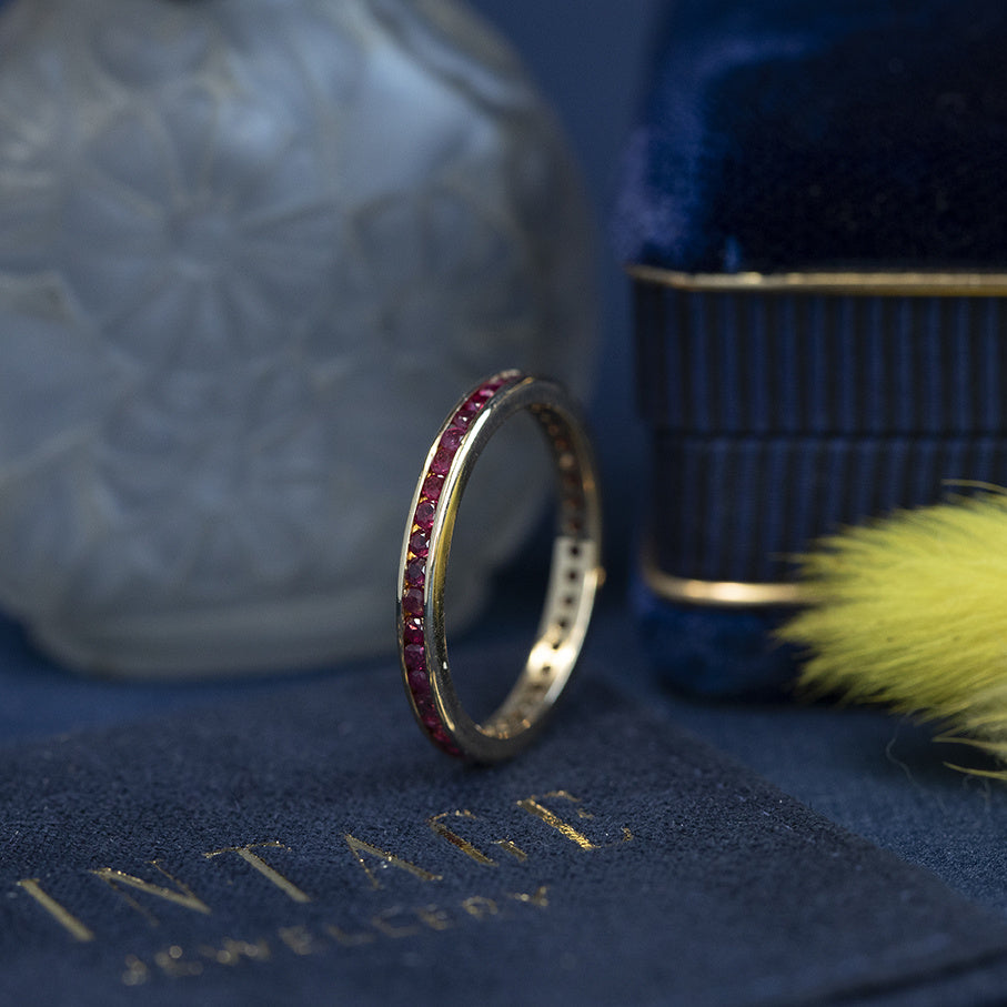 Gold vintage alliance ring with ruby 18 kt