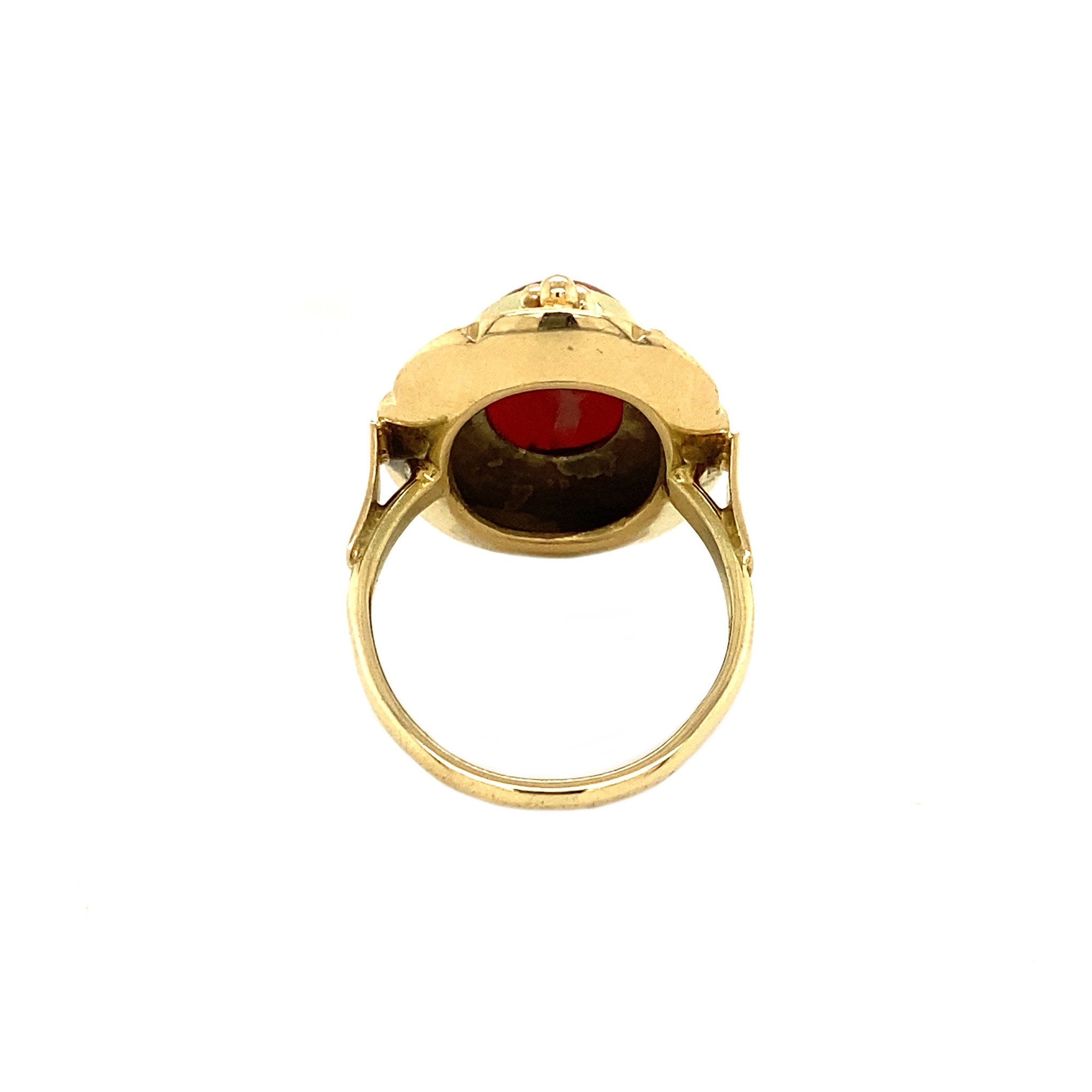Gold ring with blood coral, 14 kt