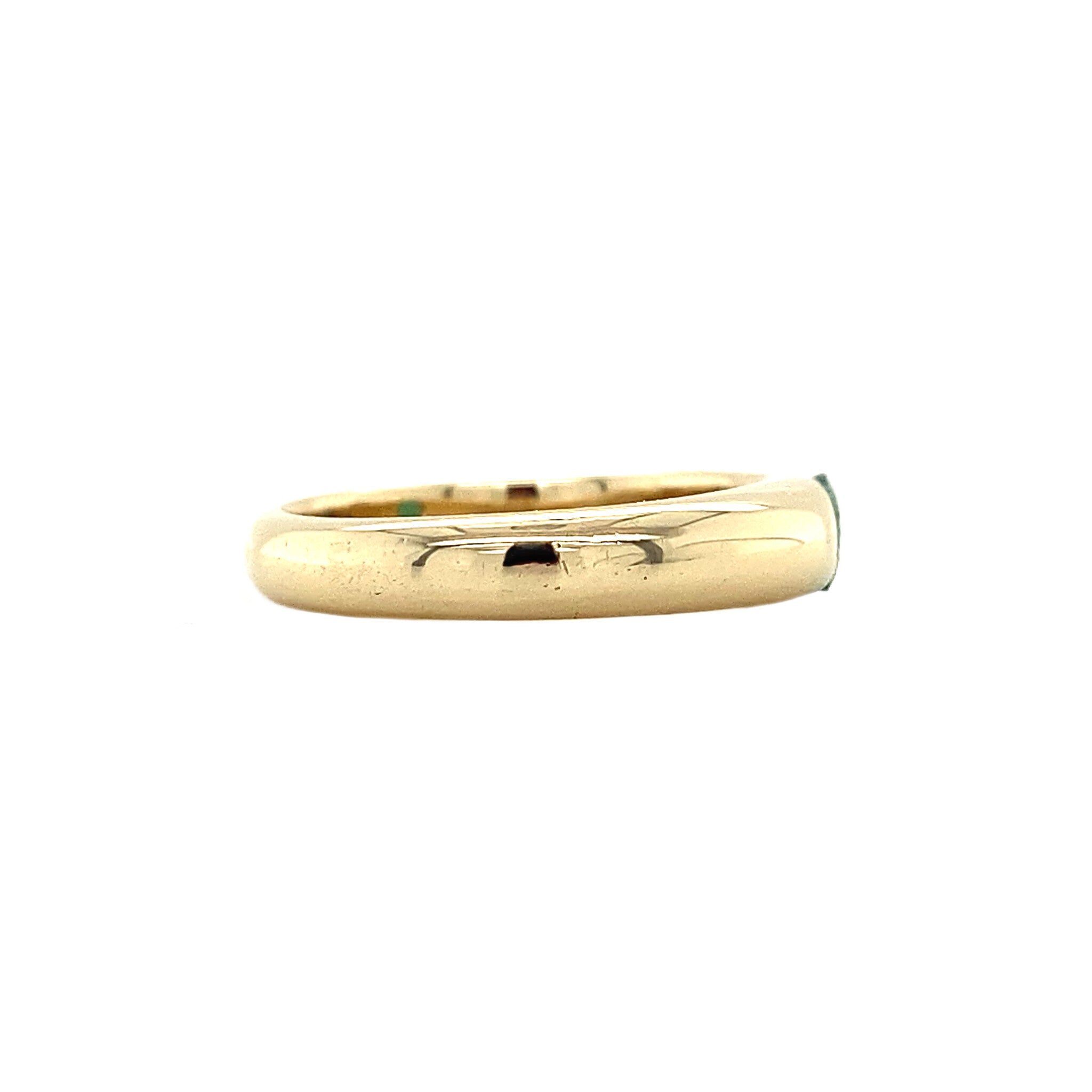 14 kt gold ring with emerald
