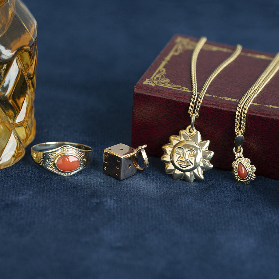 Vintage 18 kt rose-gold dice pendant