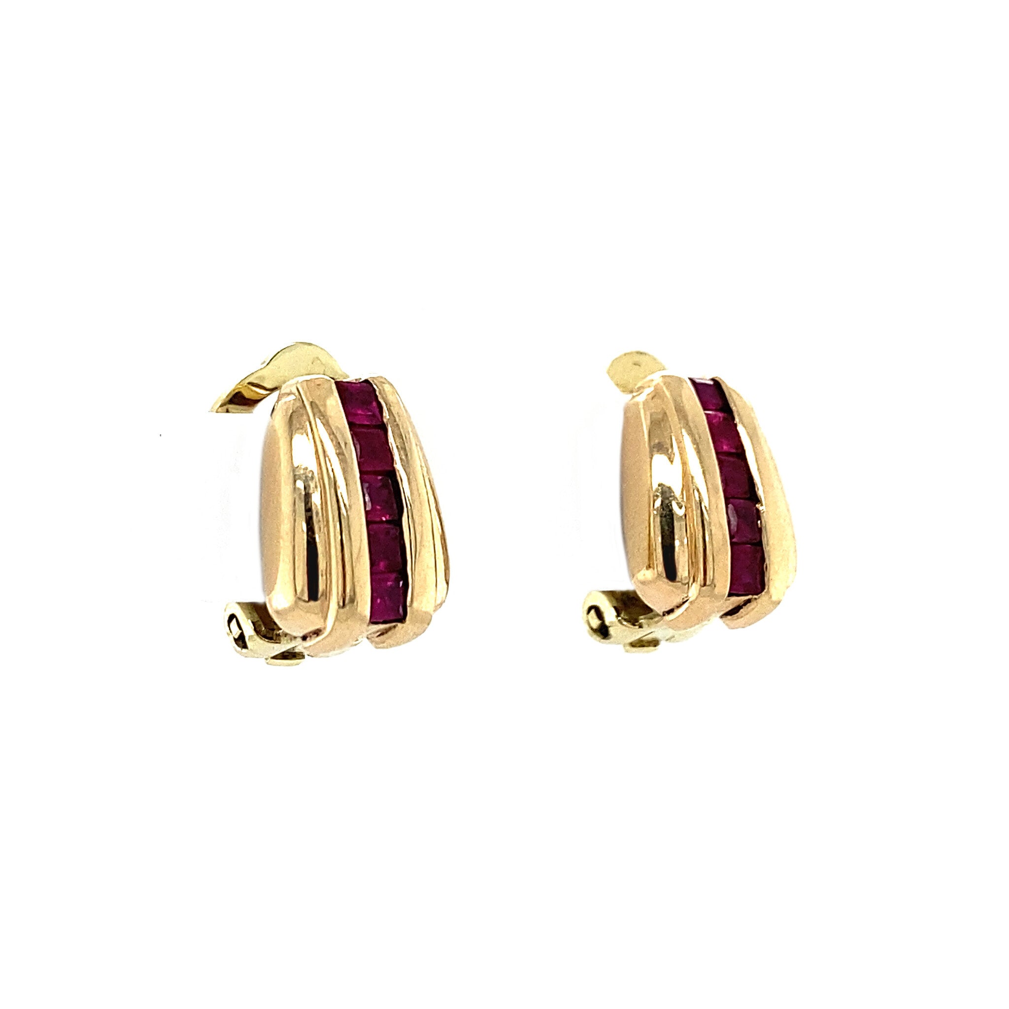 Gouden oorclips met robijn 14 krt