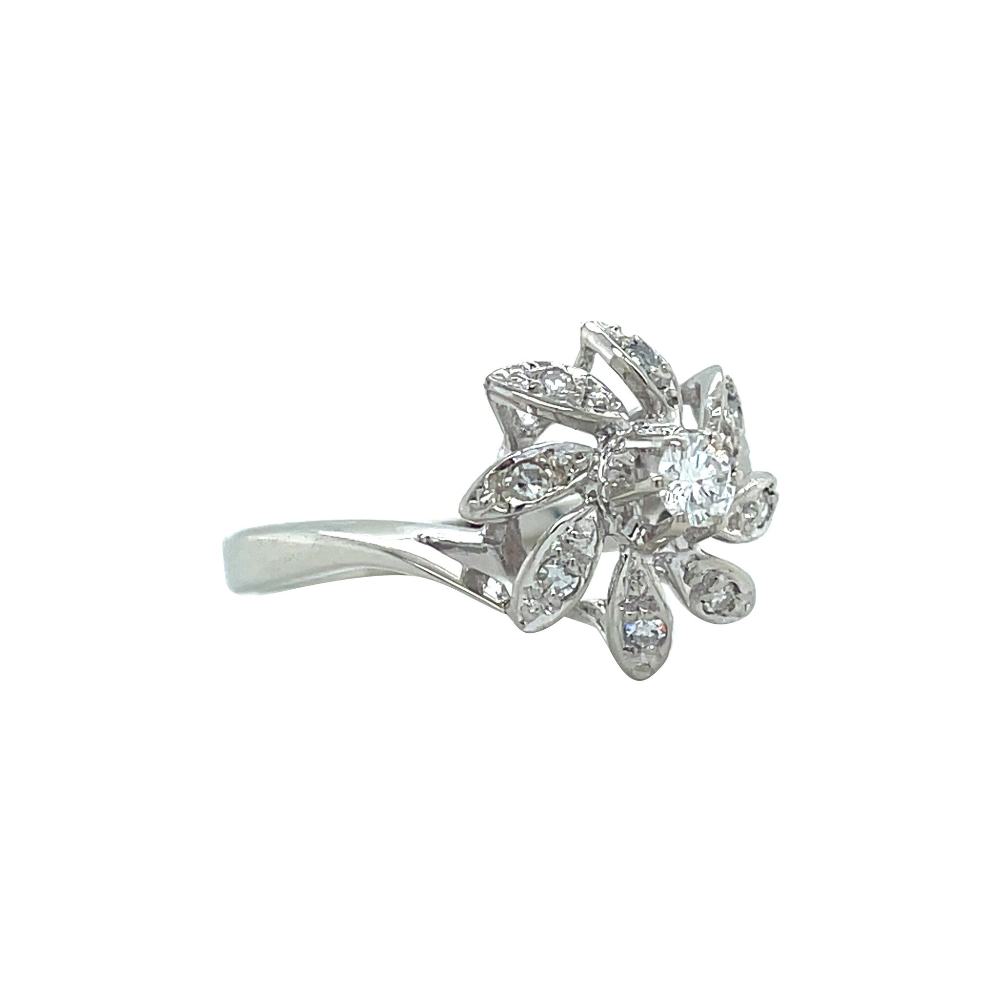 White gold vintage entourage ring with diamond 14 kt