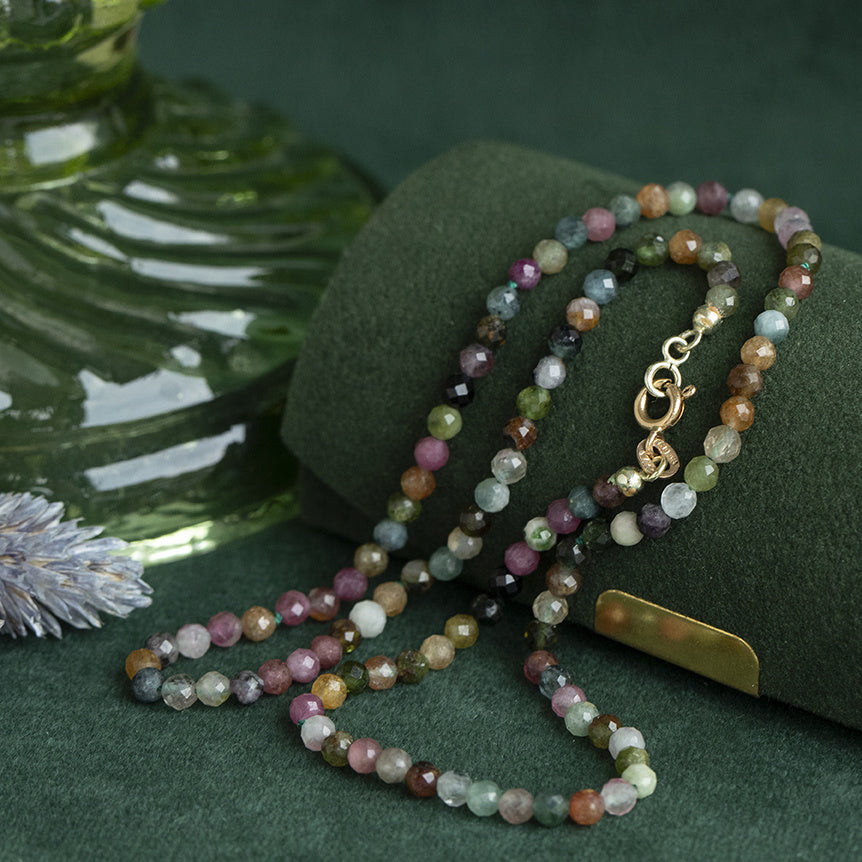 Vintage toermalijn collier met gouden sluiting 18 kt