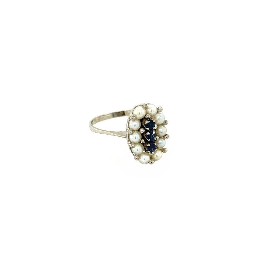Witgouden ring met saffier en parel 14 krt