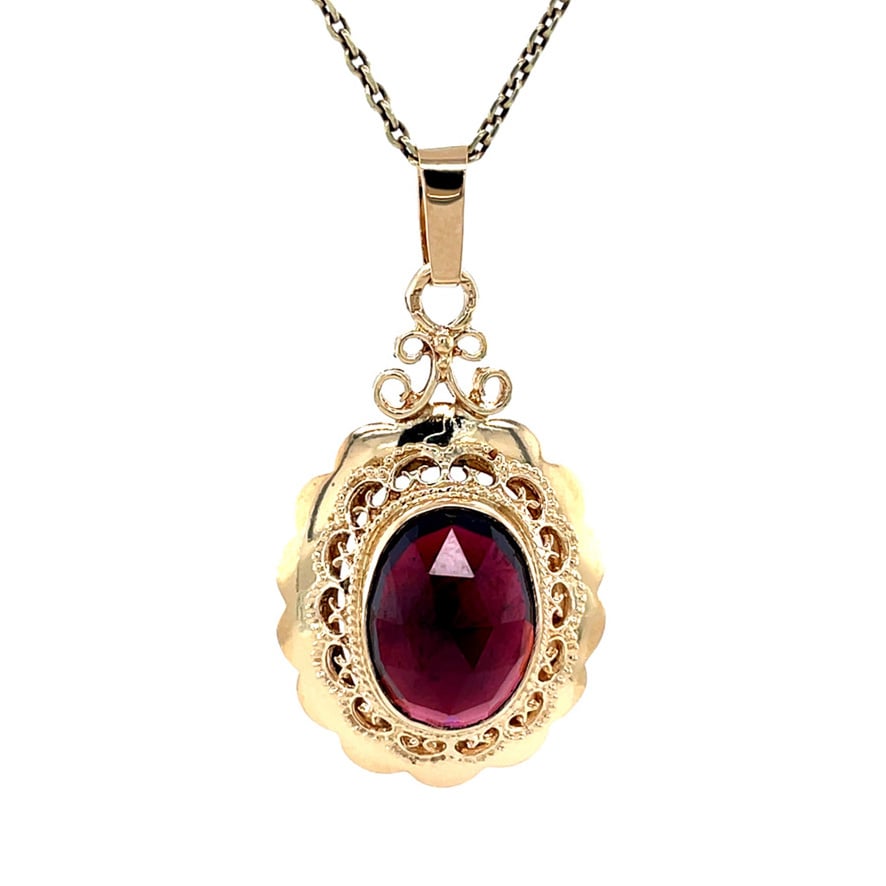 Vintage gold pendant with garnet, 14 kt