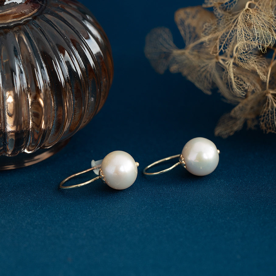 Vintage gold drop earrings with pink pearl, 14 kt