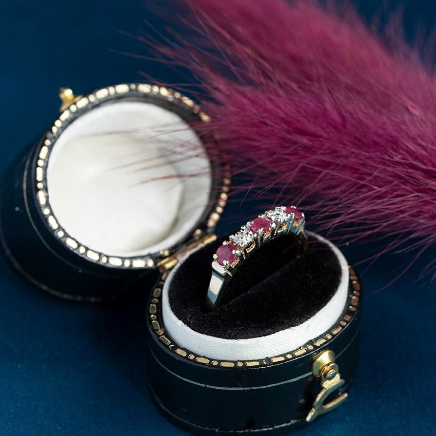 14 kt gold row ring with diamond and ruby
