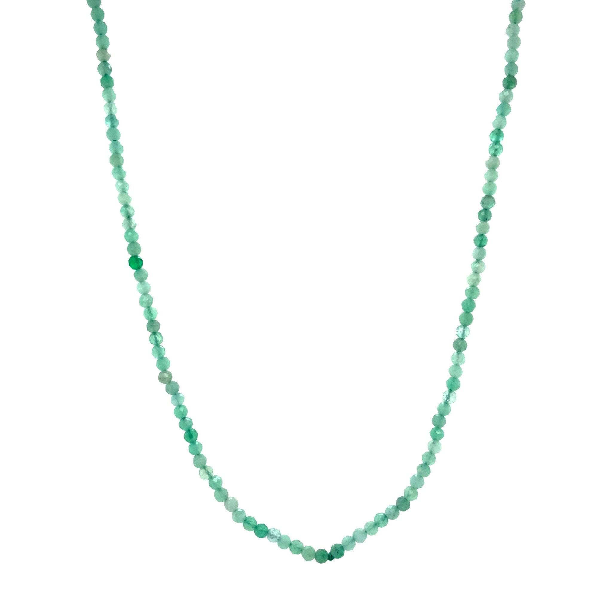 Vintage emerald necklace with 14 kt gold clasp