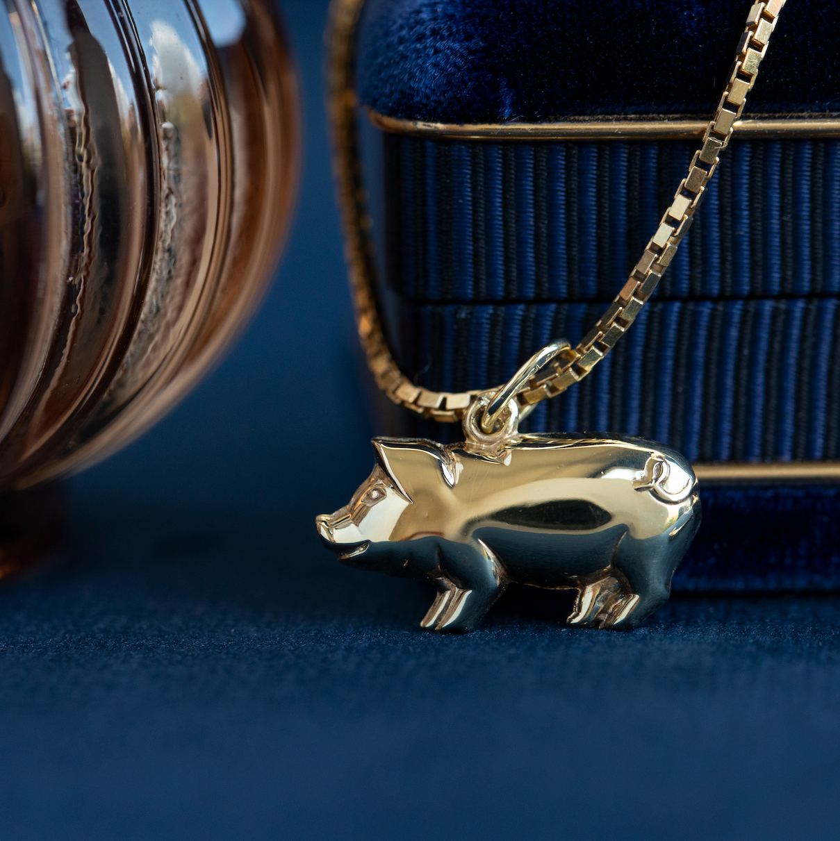 Gouden vintage varkens hanger 14 krt