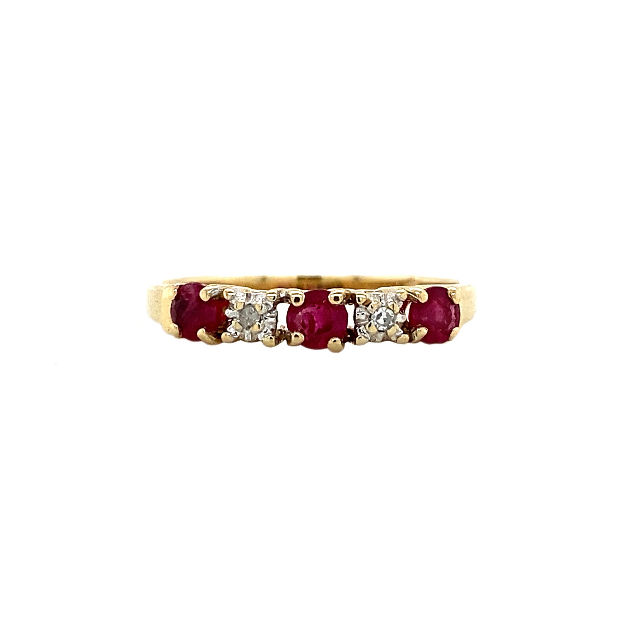 14 kt gold row ring with diamond and ruby