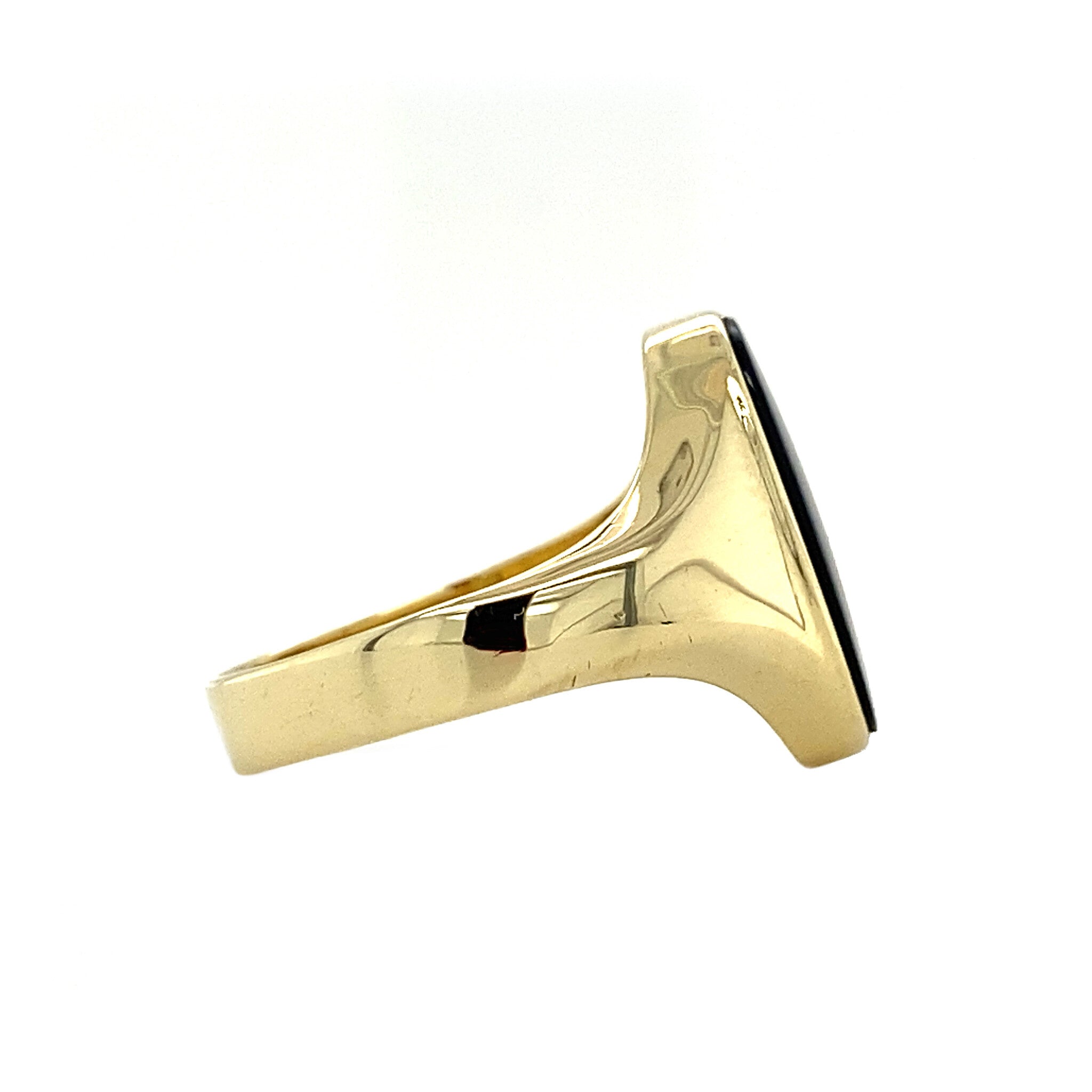 14 kt gold signet ring with onyx