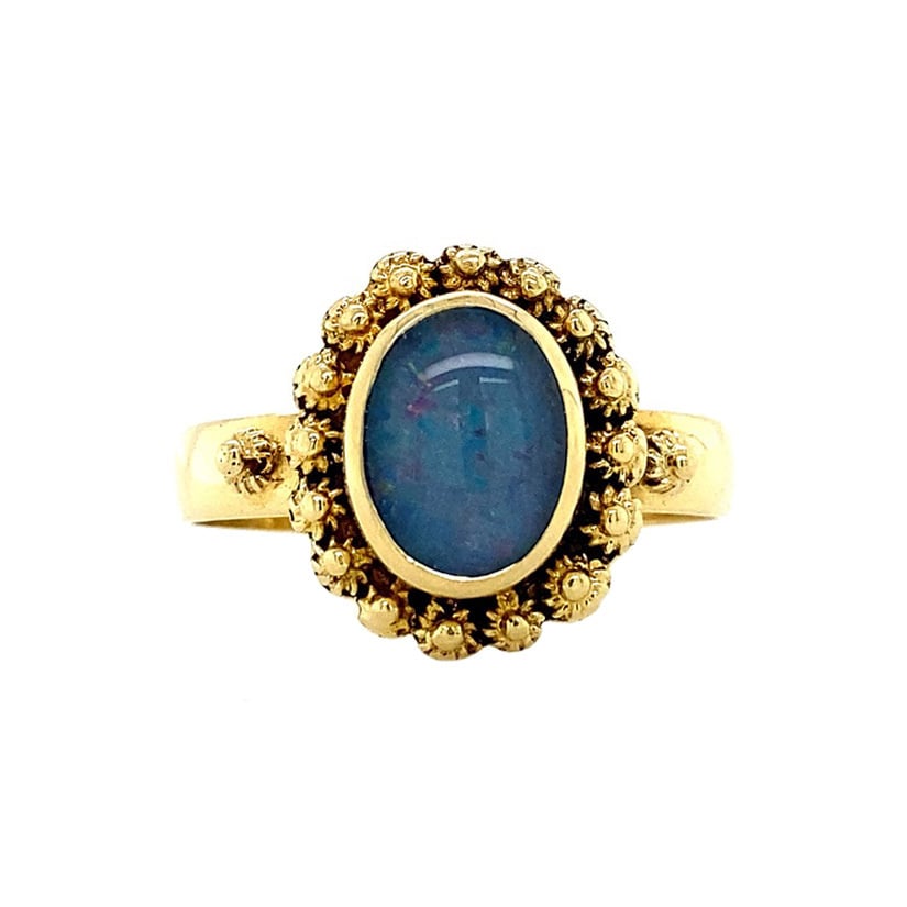 18 kt gold ring with opal triplet