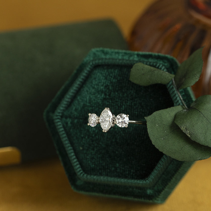 Vintage white gold trilogy ring with diamond, 14 kt