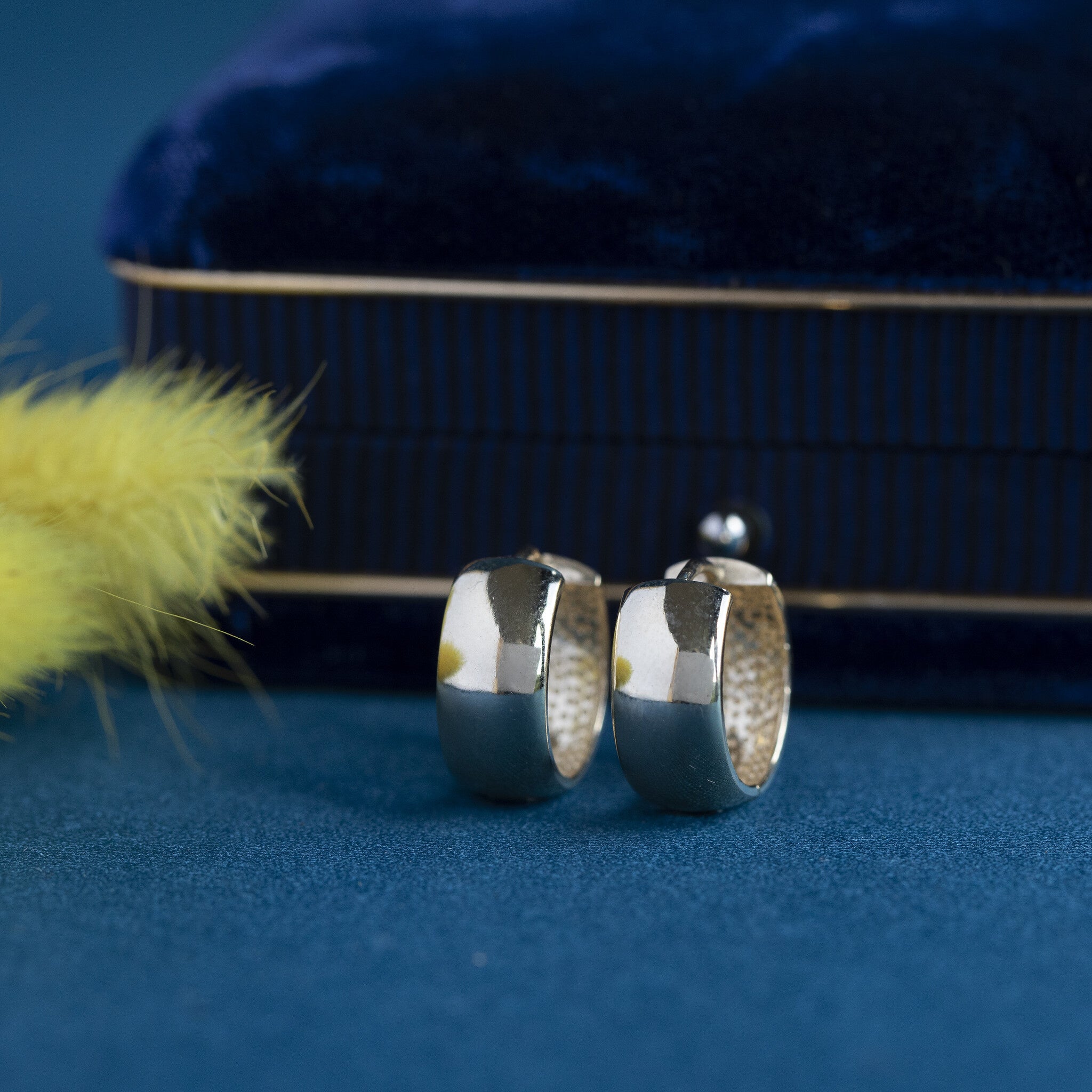 Gouden gladde oorringen 14 krt