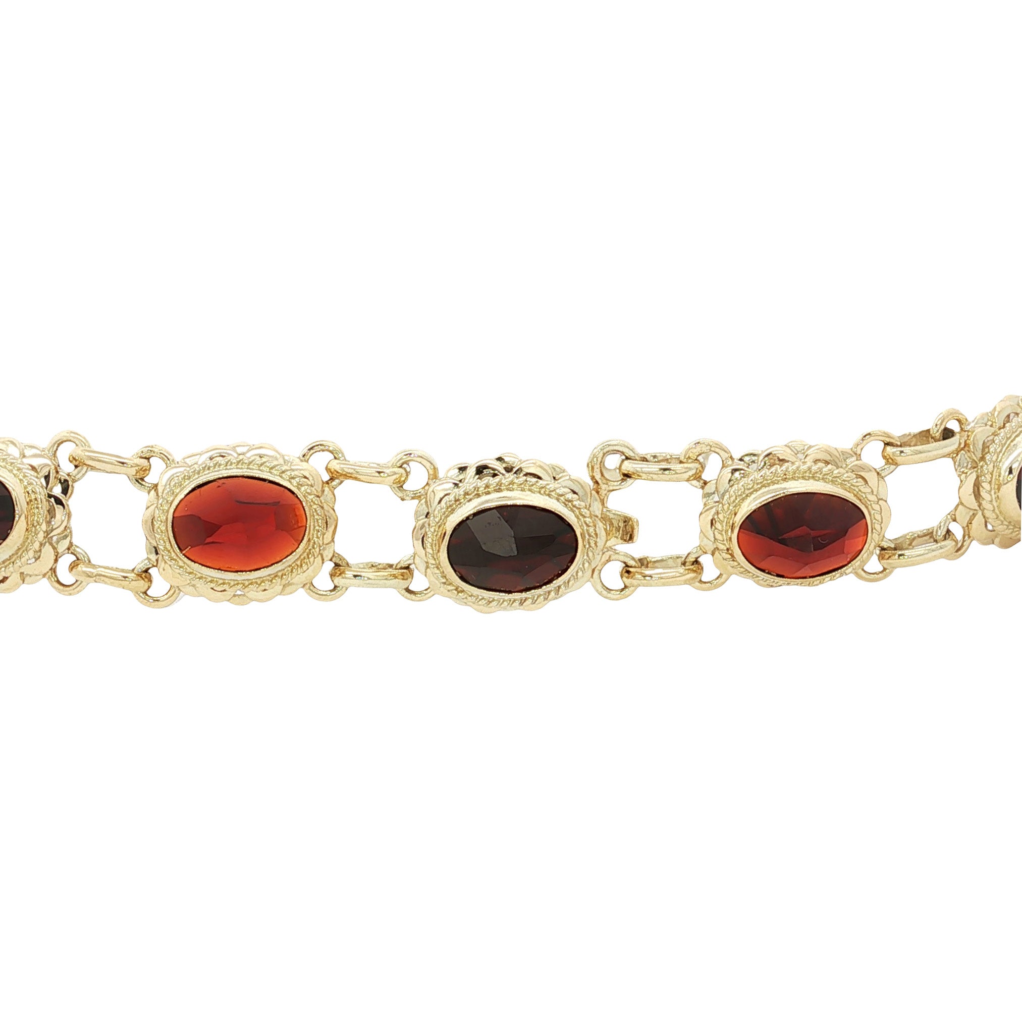 Vintage 14 kt gold bracelet with garnet