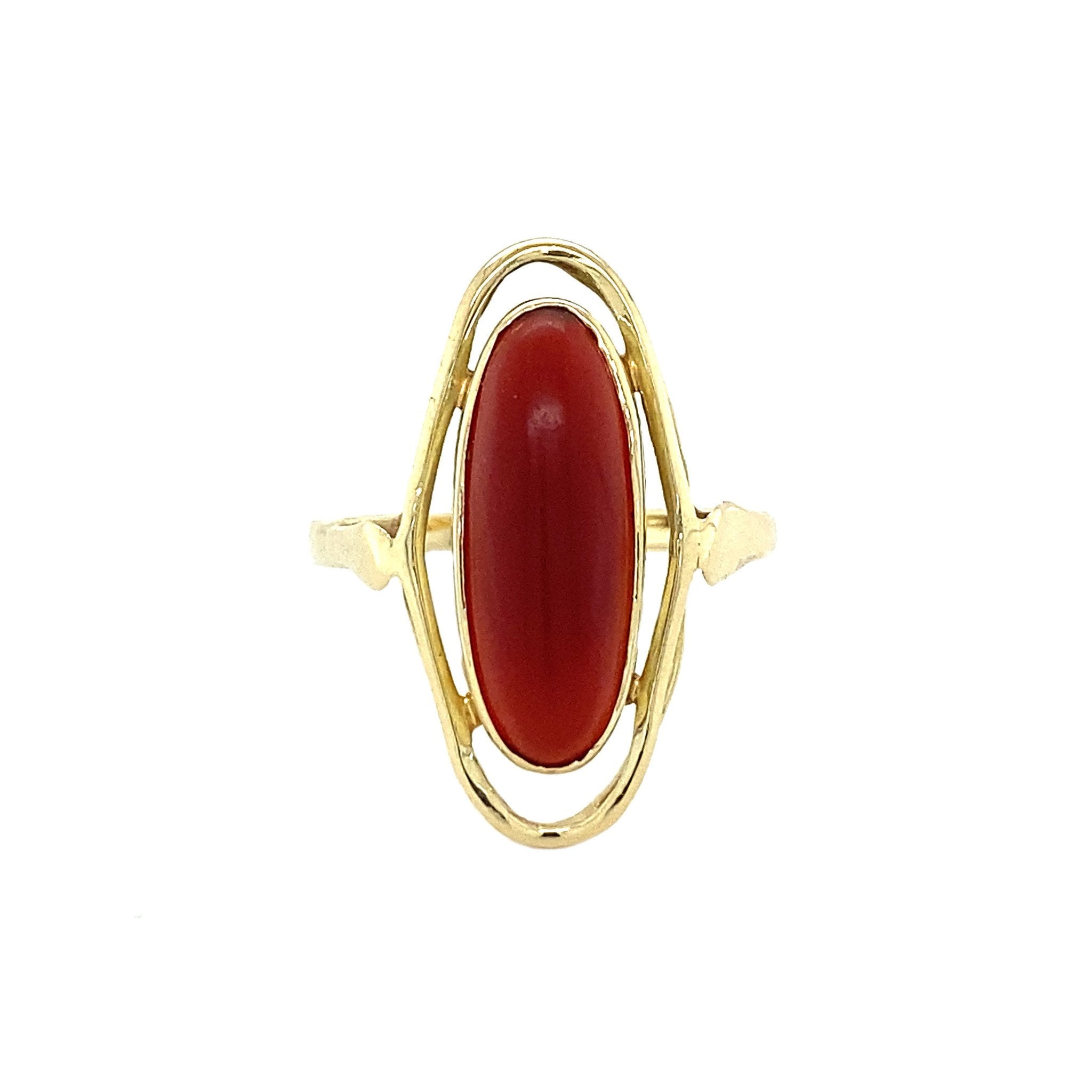 Gouden ring met carneool 14 krt
