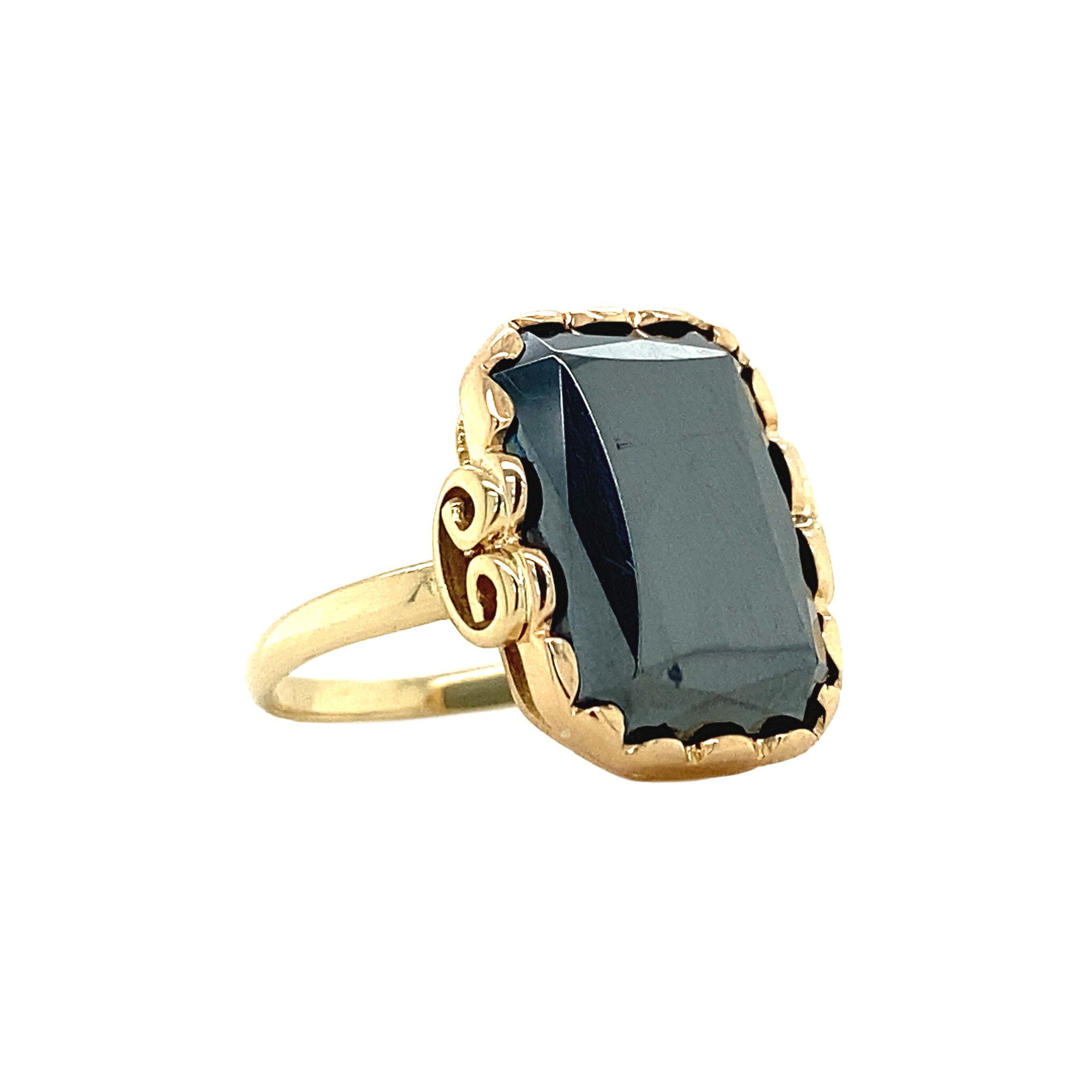 Gouden ring met hematiet 14 krt