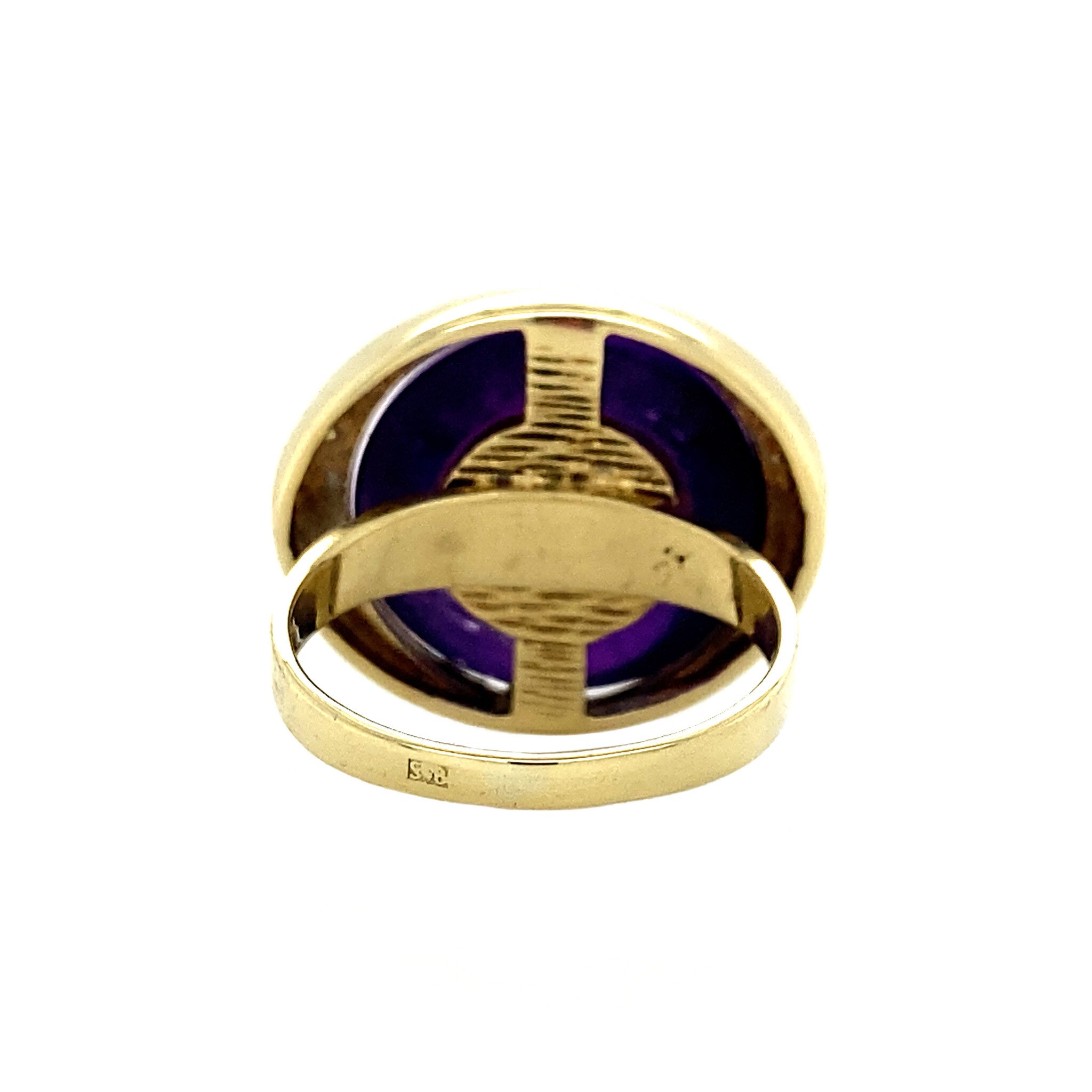 14 kt gold ring with amethyst