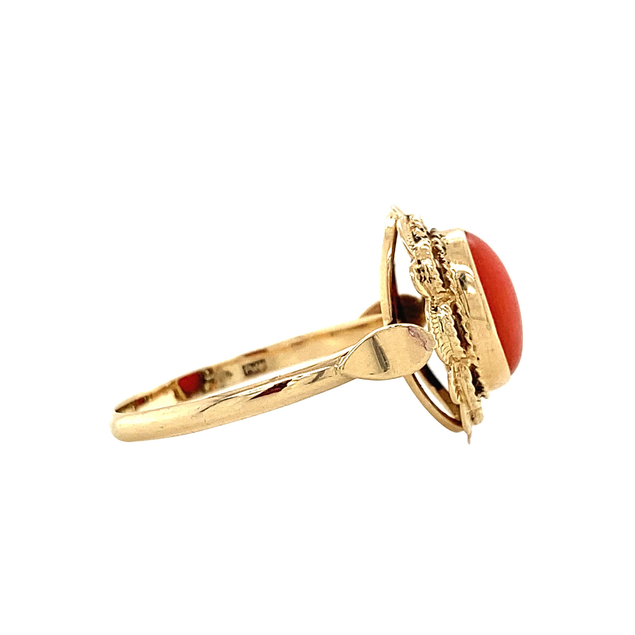 Gouden ring met bloedkoraal 14 krt