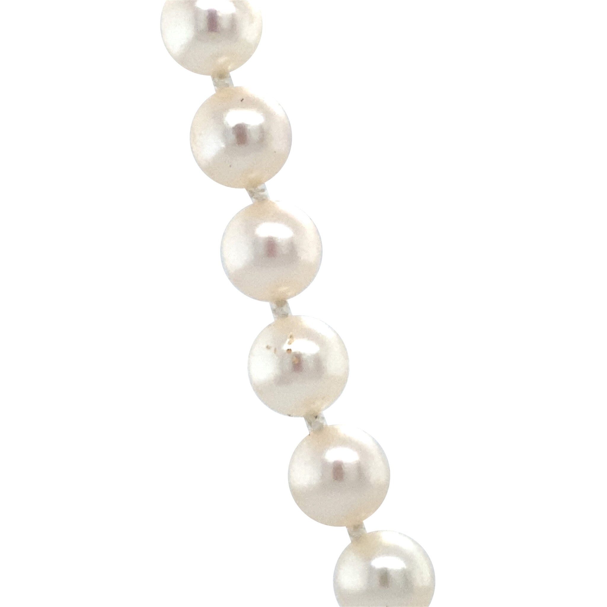 Pearl necklace with 14 kt gold clasp