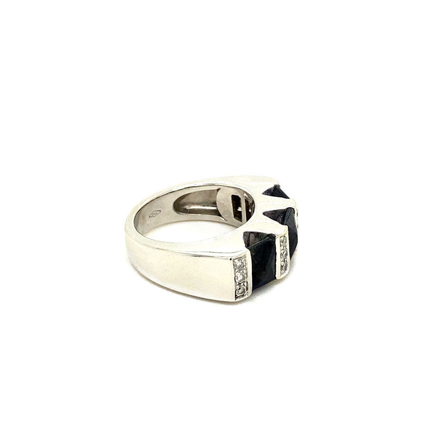 Witgouden ring met amethist en diamant 18 krt