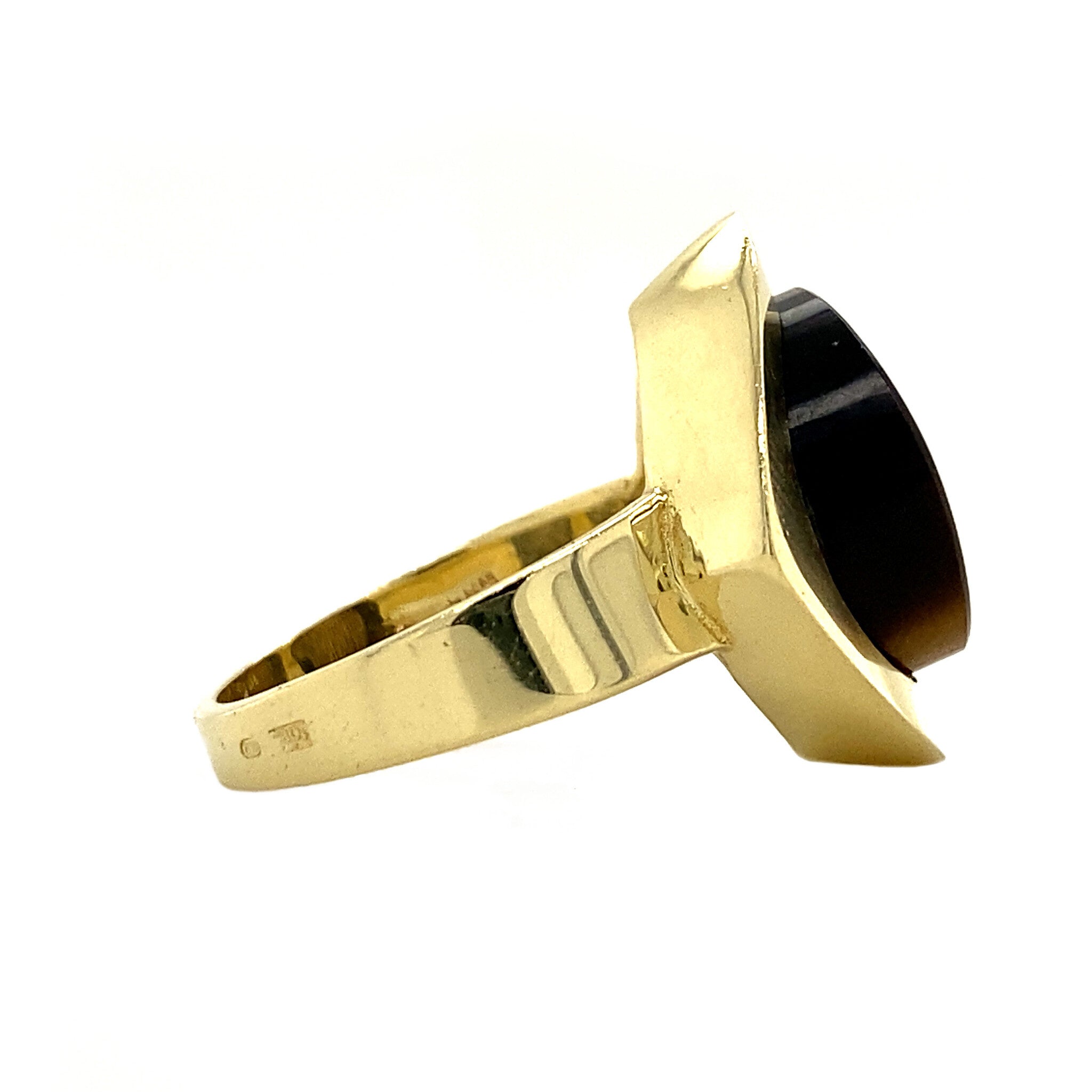 Gouden ring met tijgeroog 14 krt