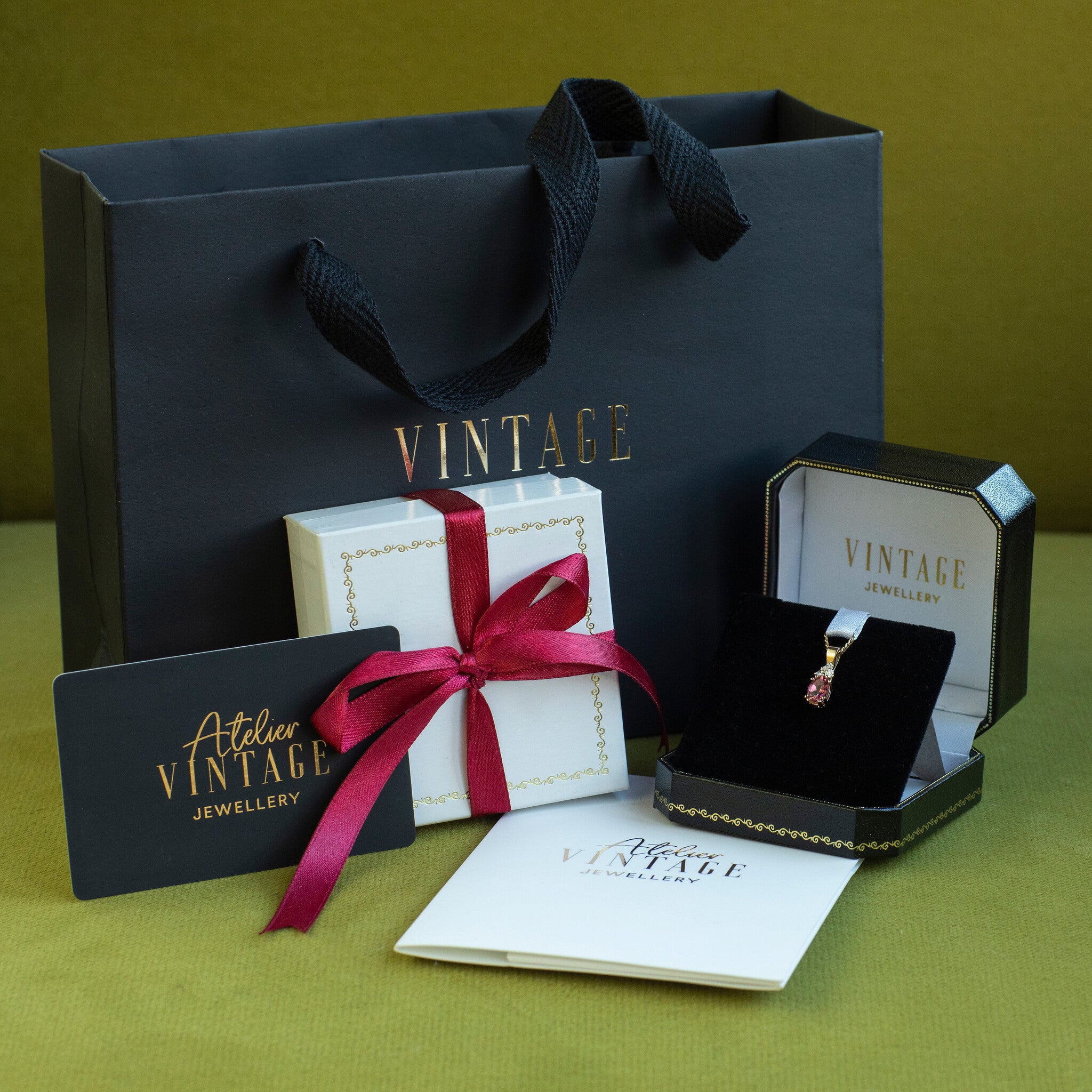 Audrey hanger 14 krt - Pink Sakura